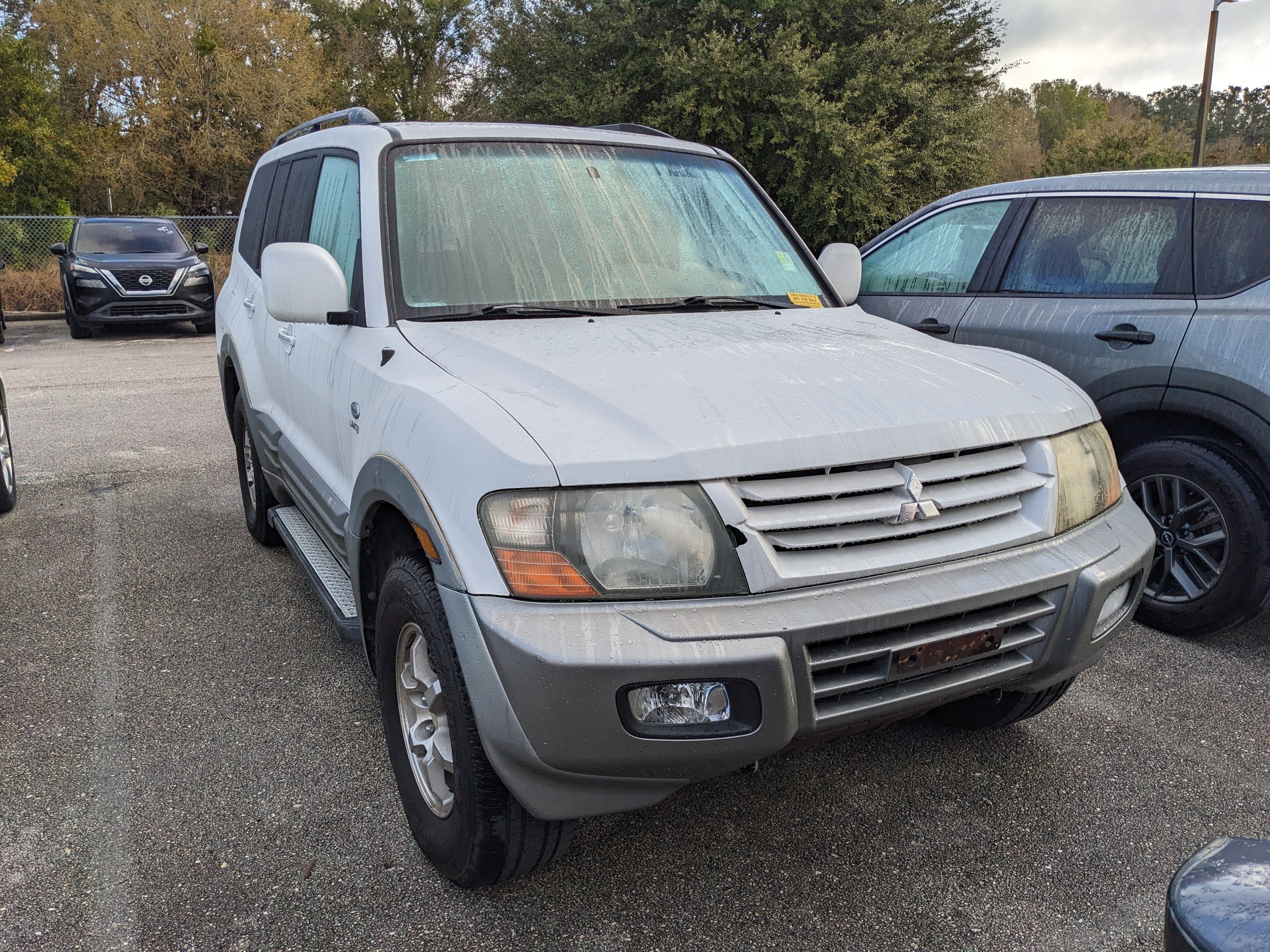 2002 Mitsubishi Montero LTD