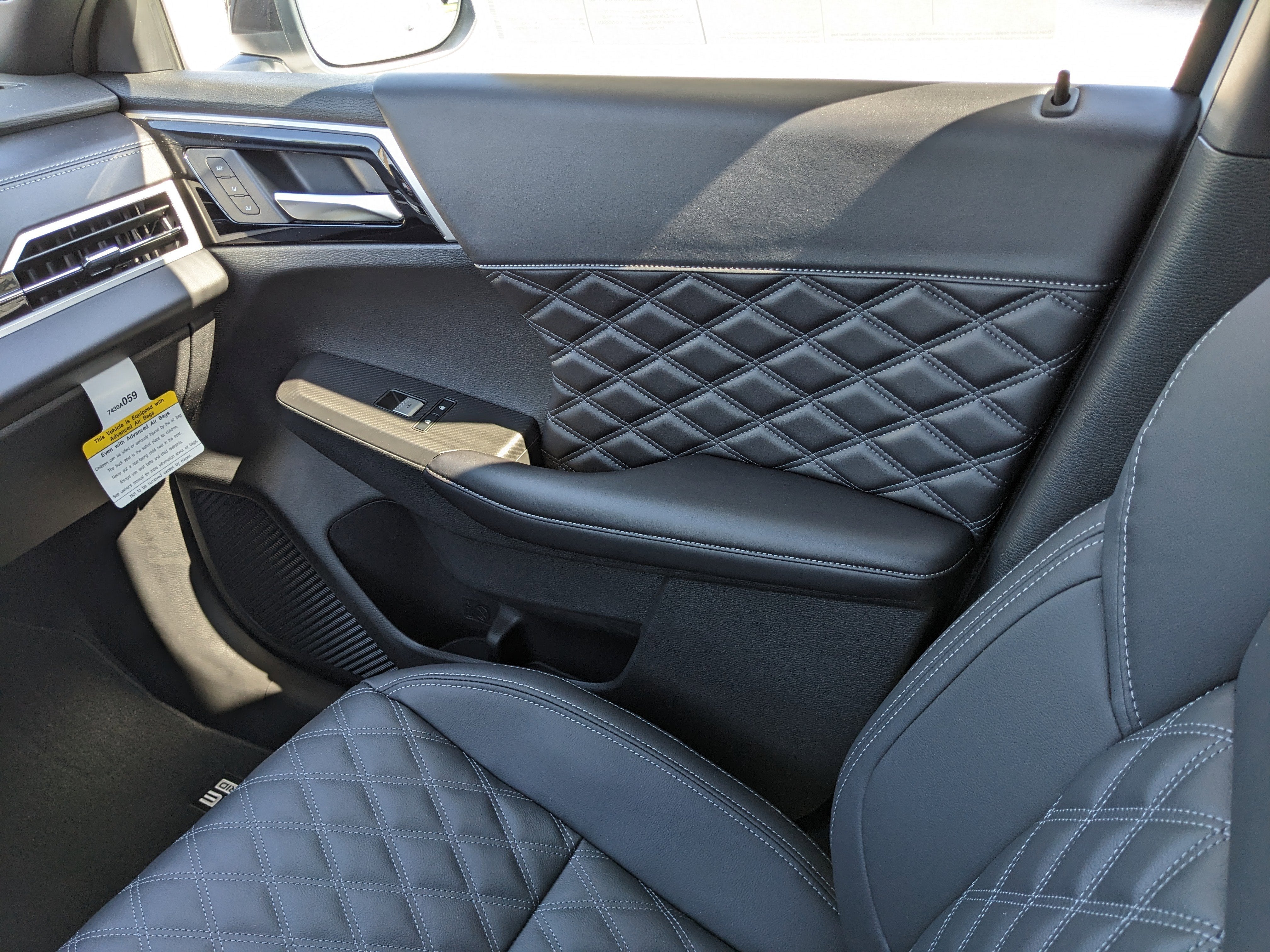 2026 Nissan Rogue Plug-In Hybrid Platinum