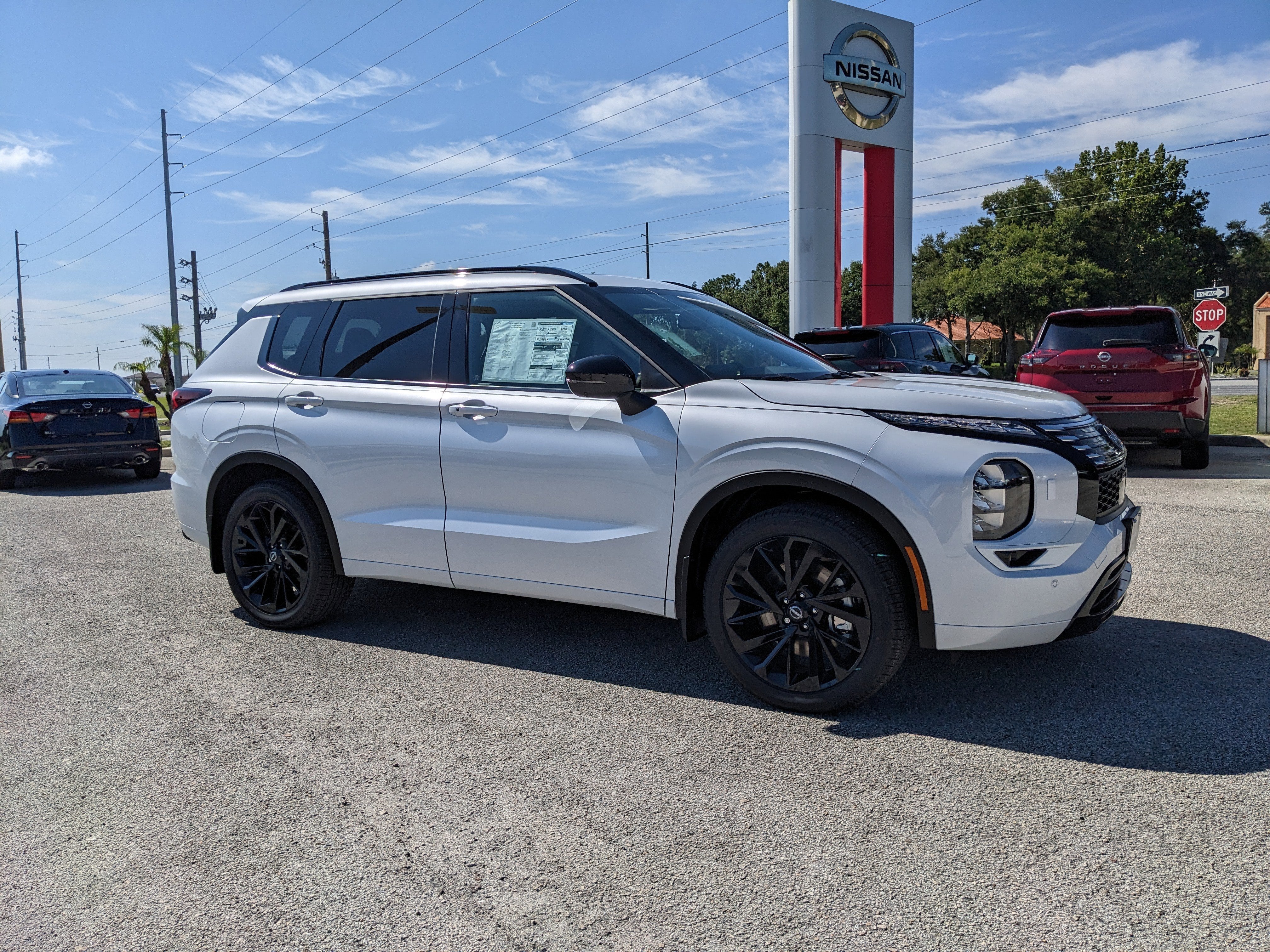 2026 Nissan Rogue Plug-In Hybrid Platinum