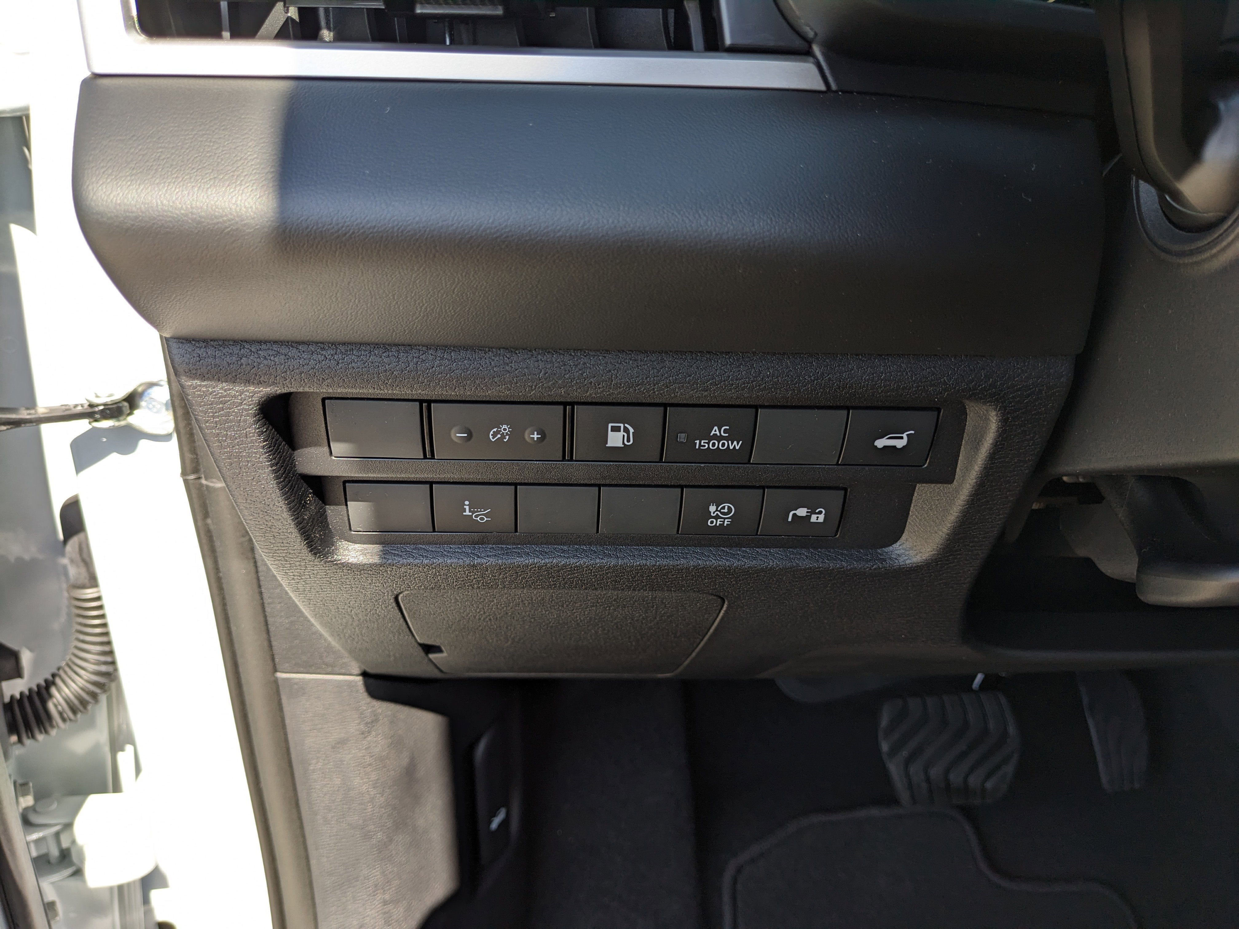 2026 Nissan Rogue Plug-In Hybrid Platinum