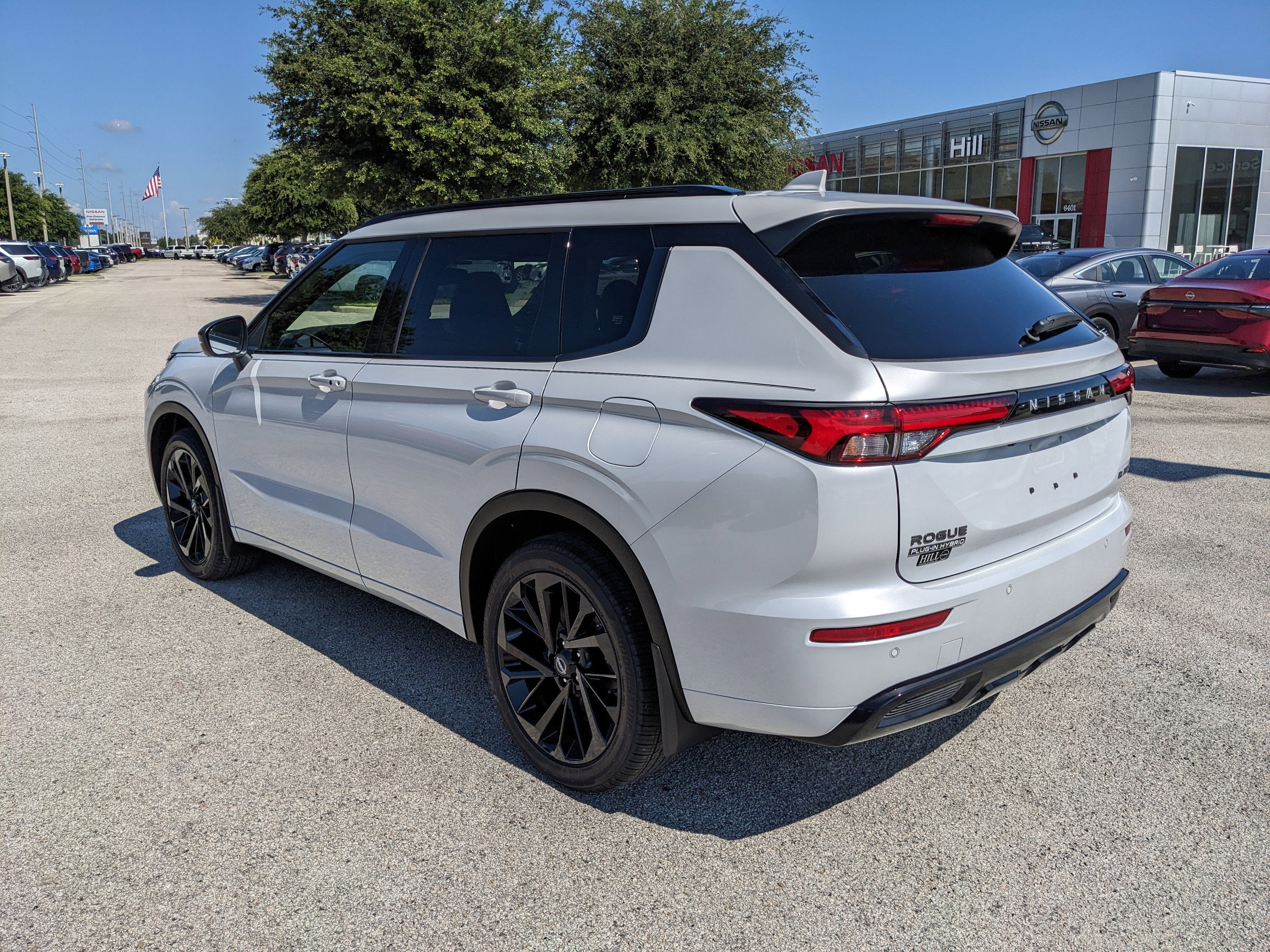 2026 Nissan Rogue Plug-In Hybrid Platinum