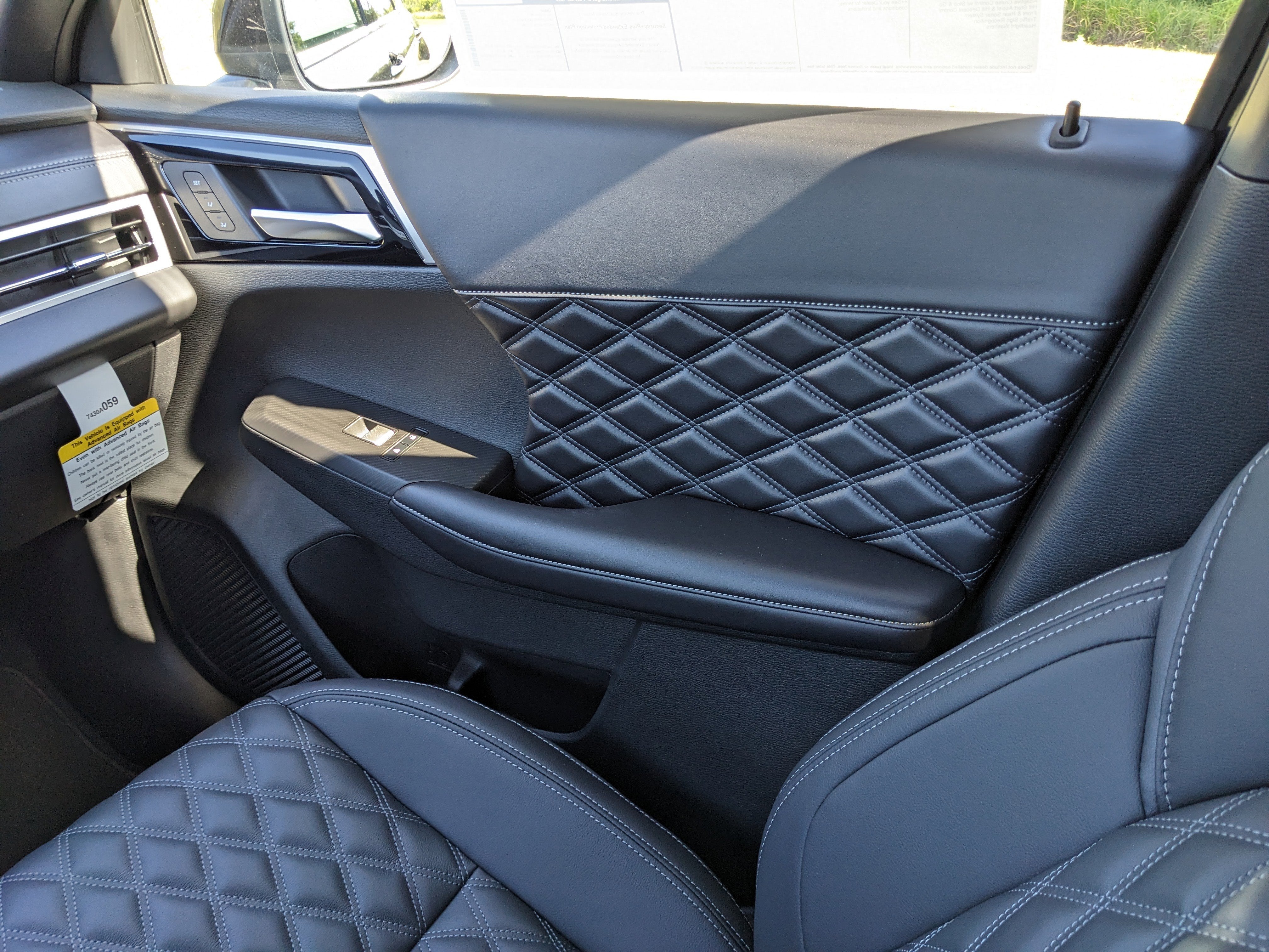 2026 Nissan Rogue Plug-In Hybrid Platinum