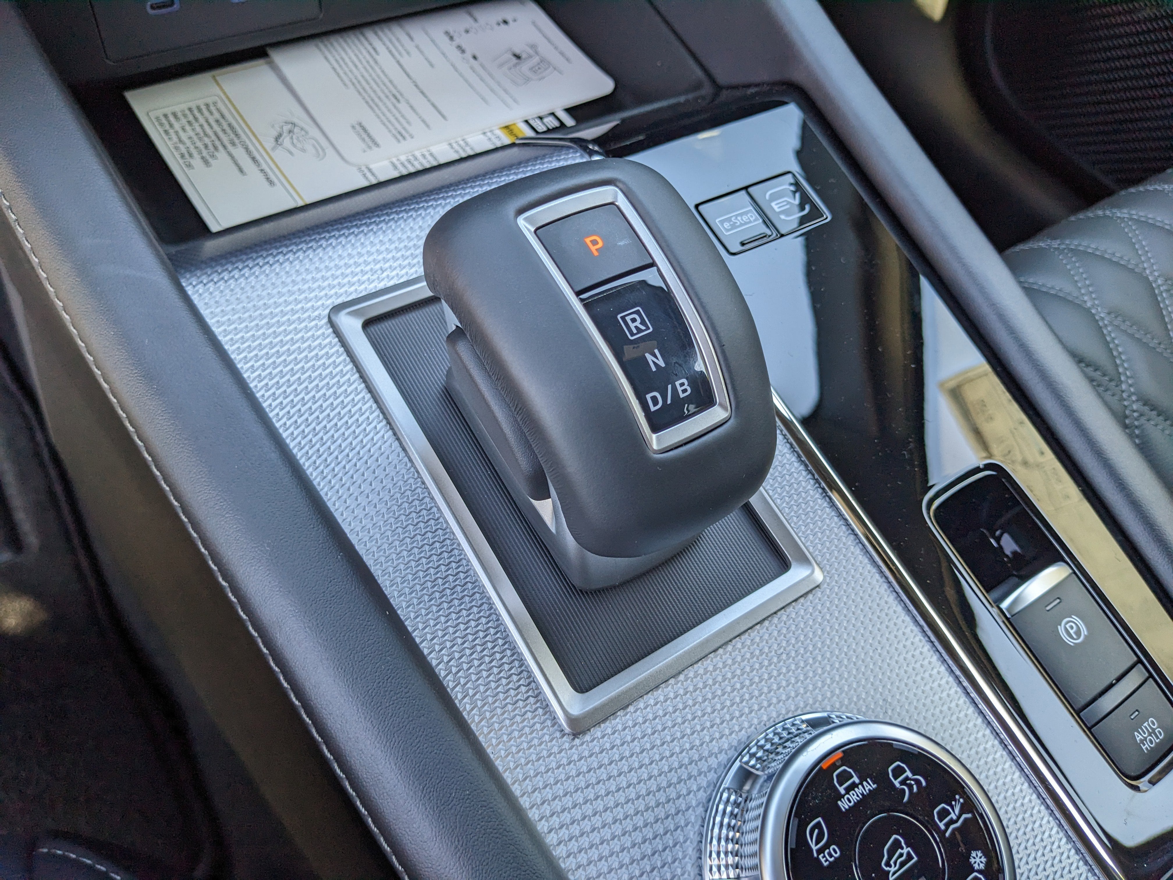 2026 Nissan Rogue Plug-In Hybrid Platinum