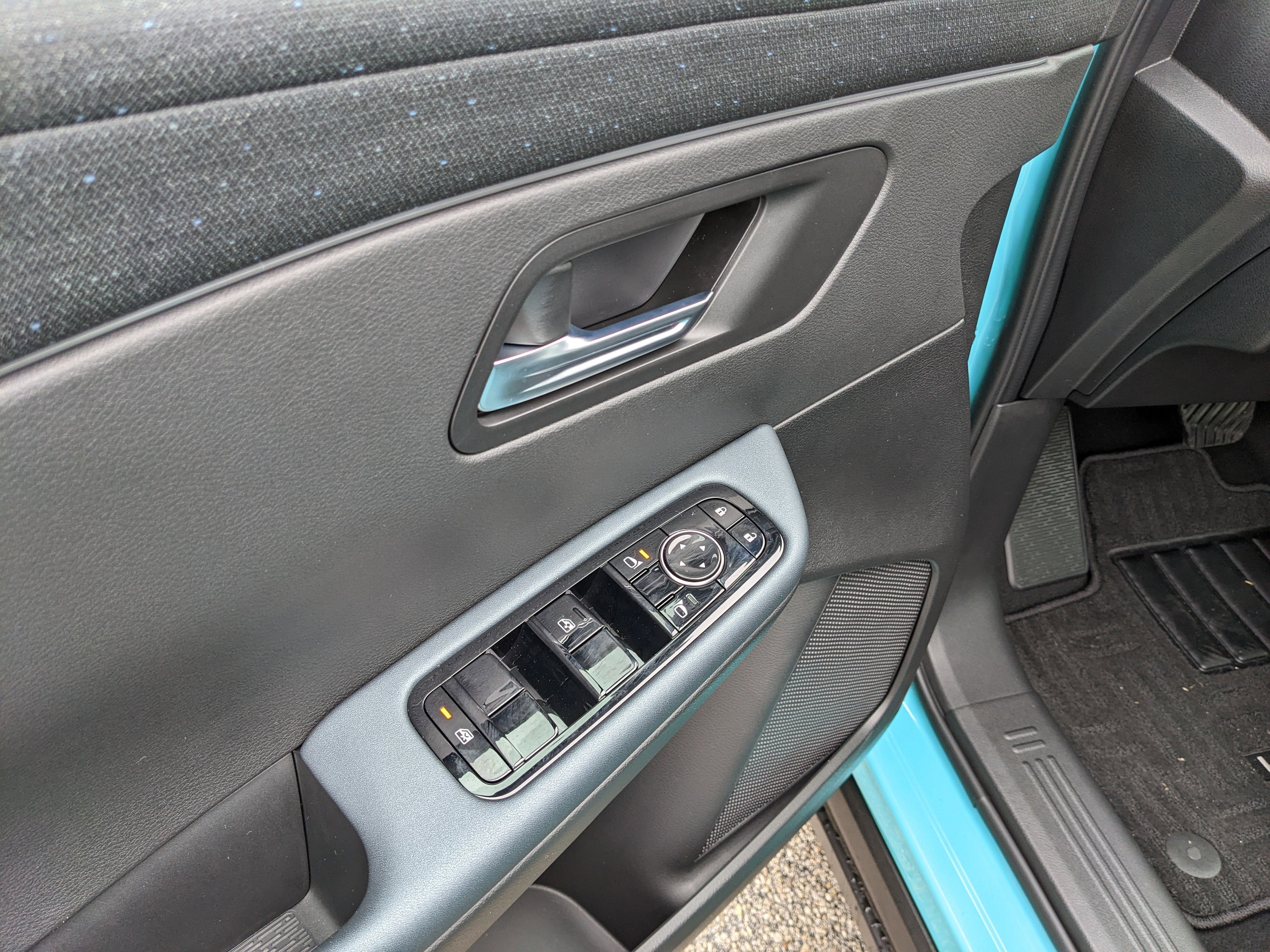 2026 Nissan LEAF SV+