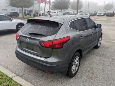 2017 Nissan Rogue Sport S