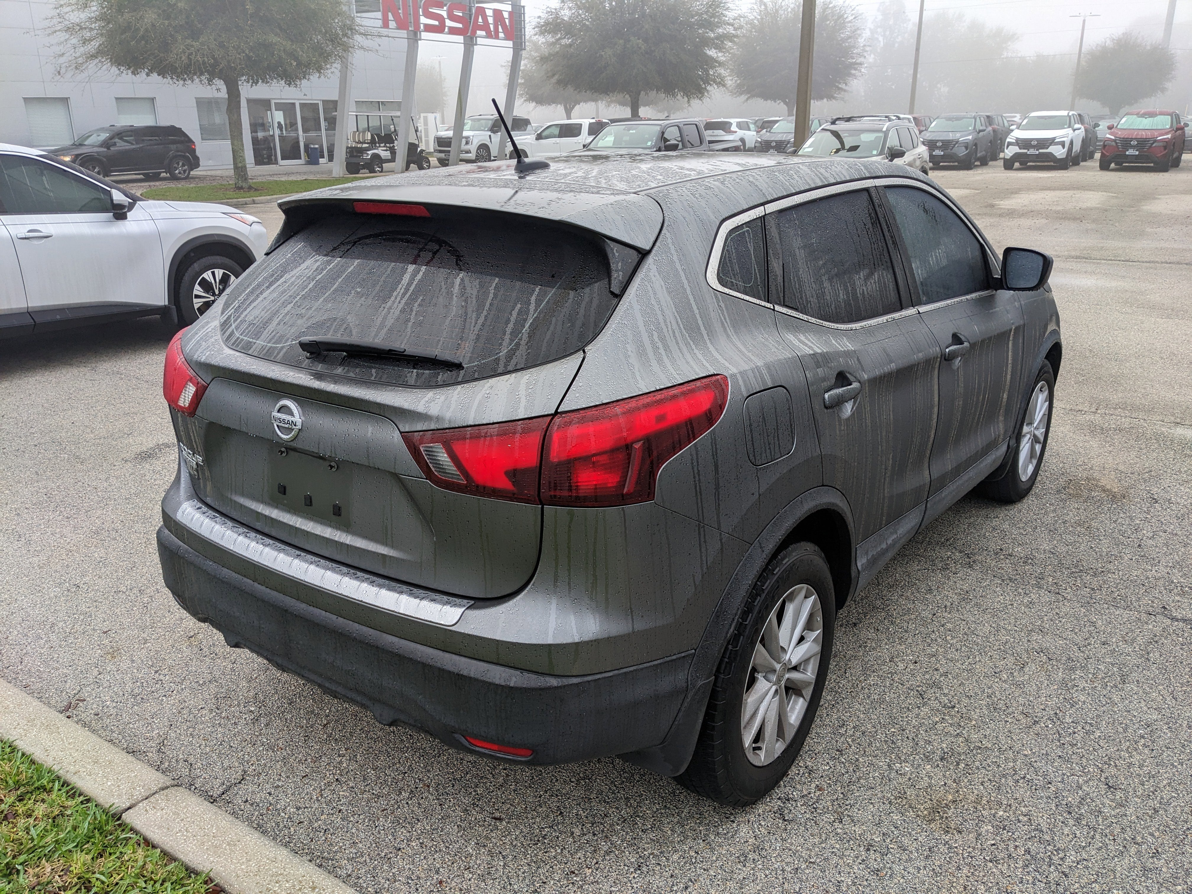 2017 Nissan Rogue Sport S