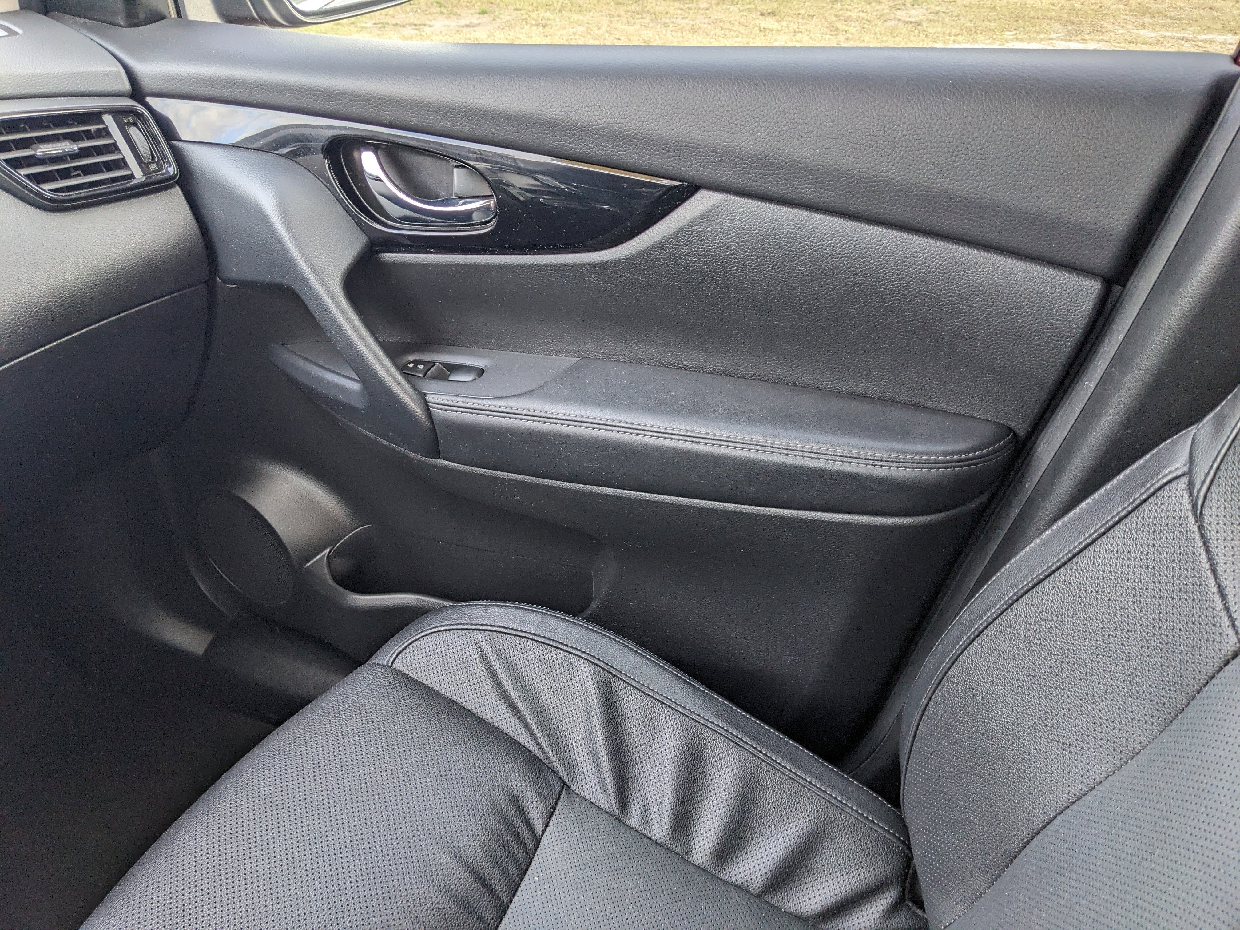 2021 Nissan Rogue Sport SL