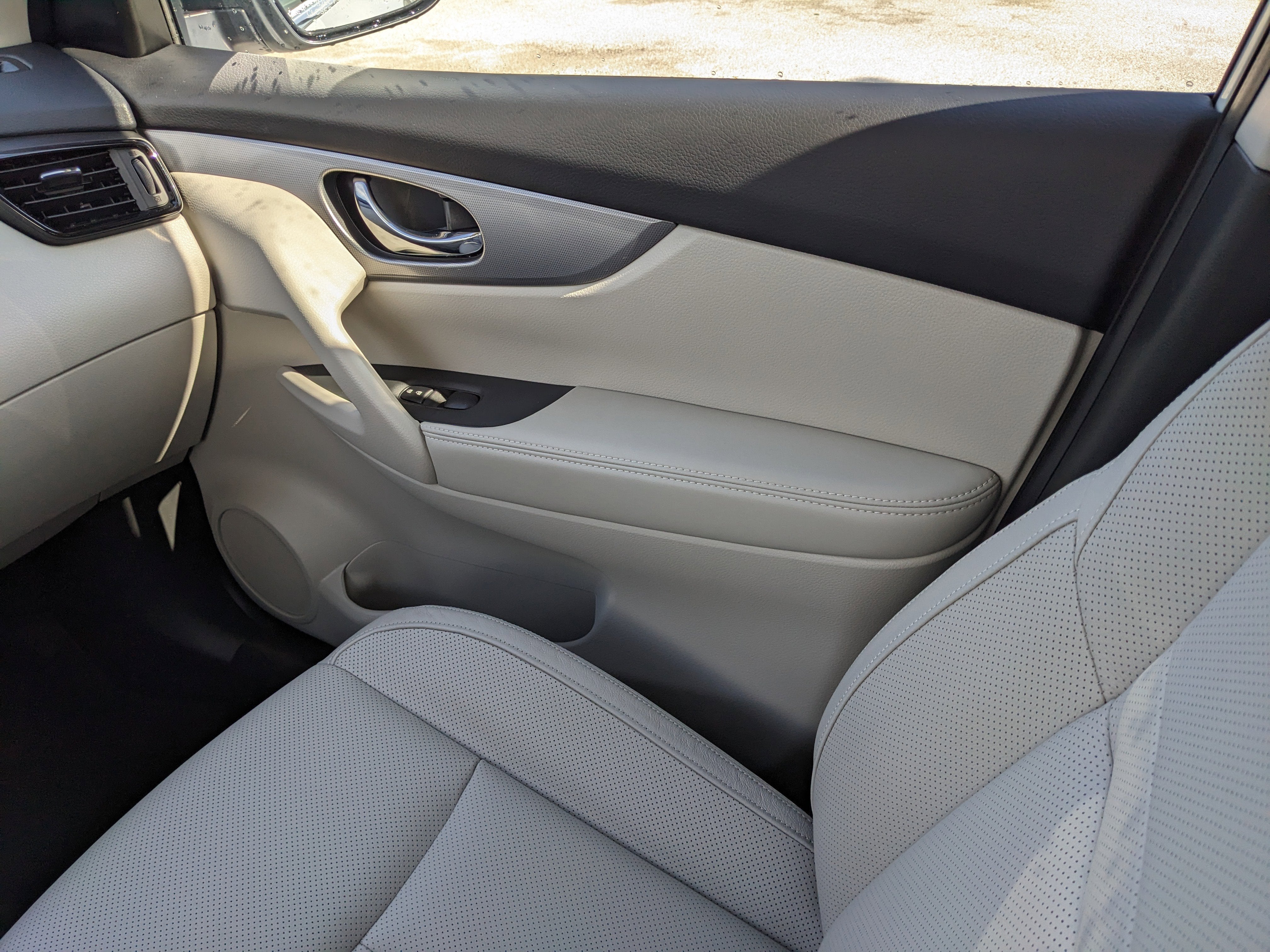 2020 Nissan Rogue Sport SL
