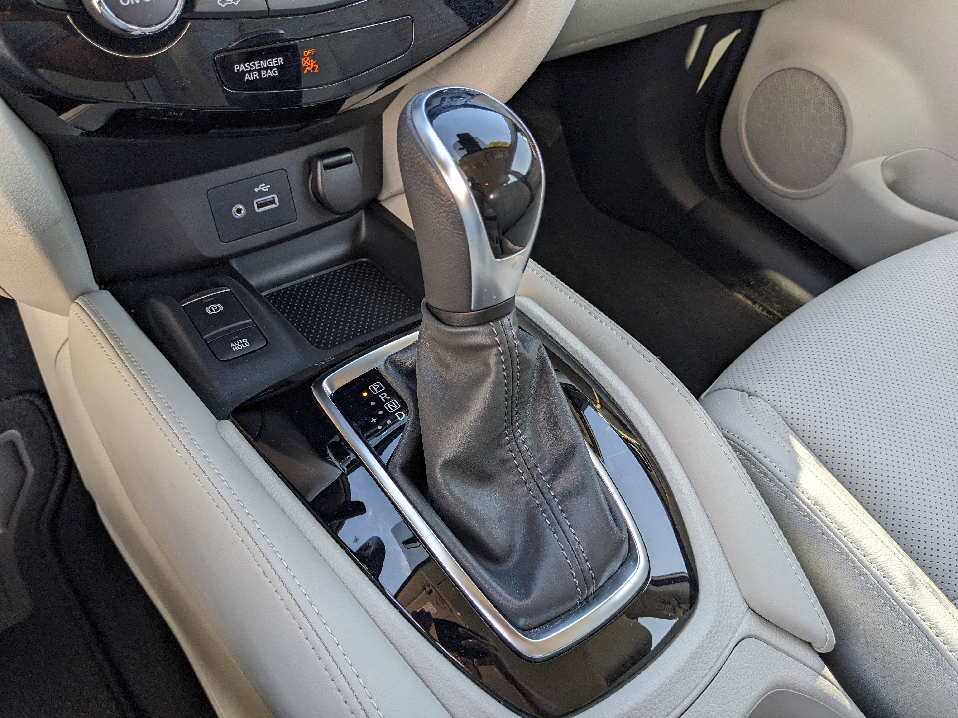 2020 Nissan Rogue Sport SL
