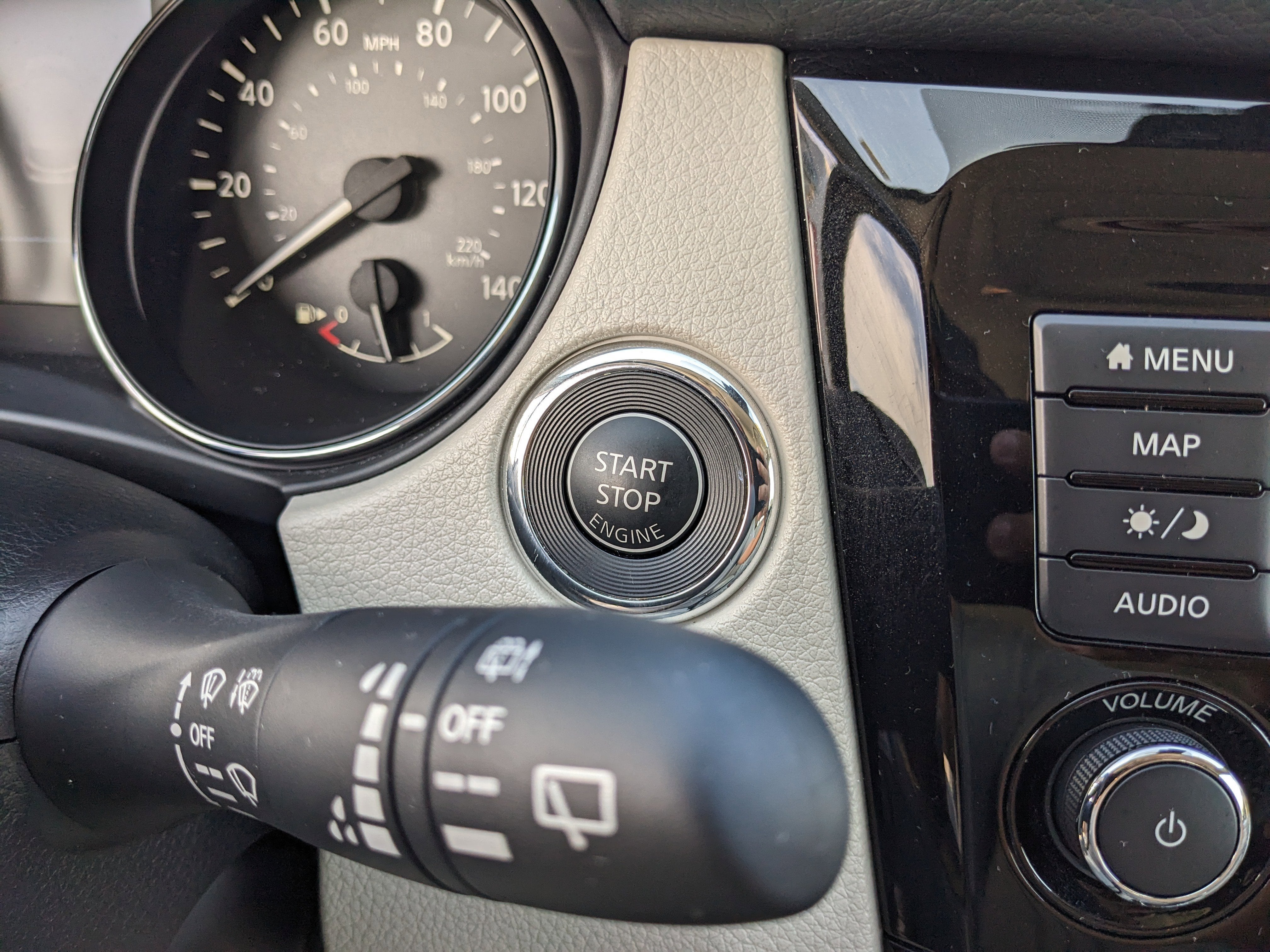 2020 Nissan Rogue Sport SL