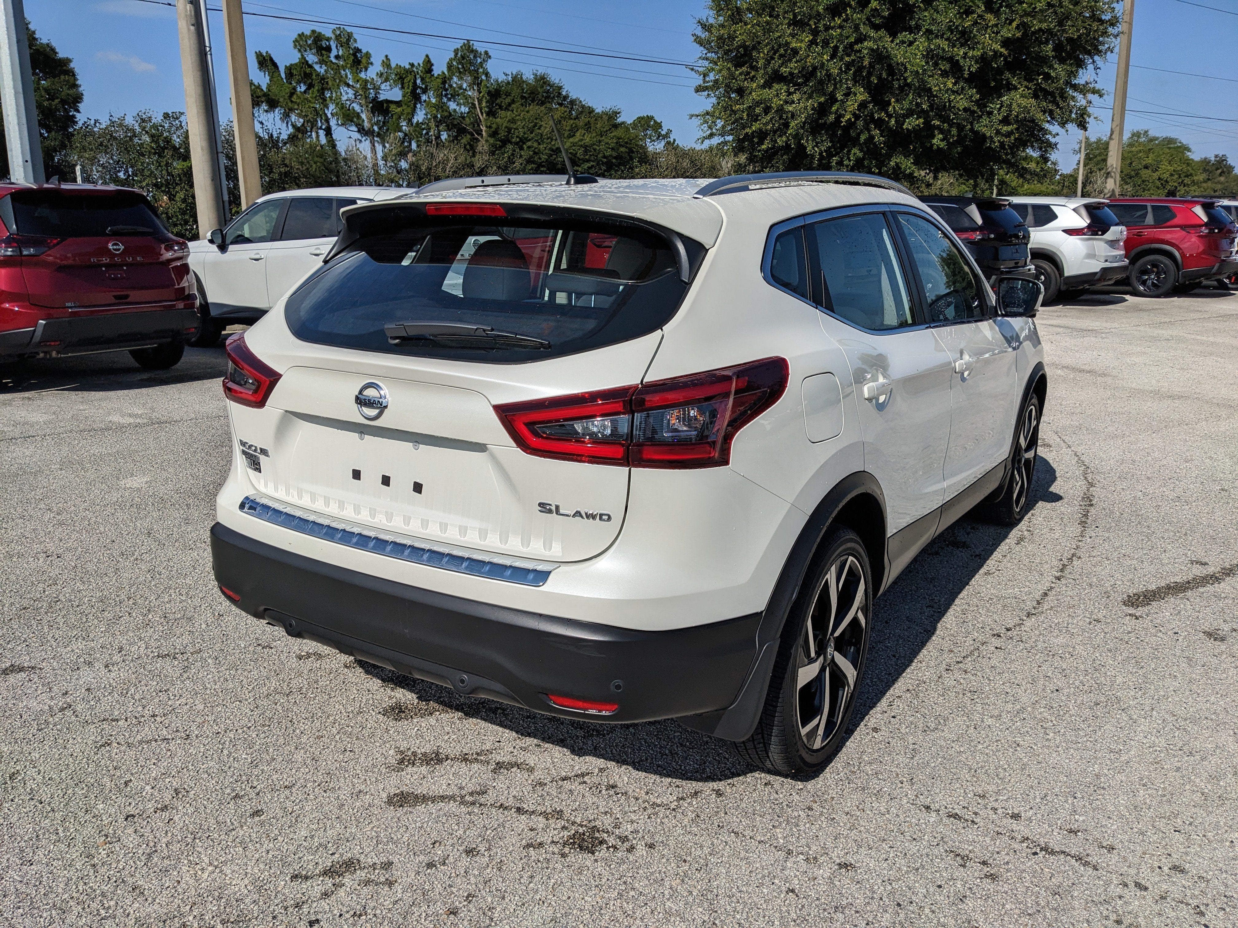 2020 Nissan Rogue Sport SL
