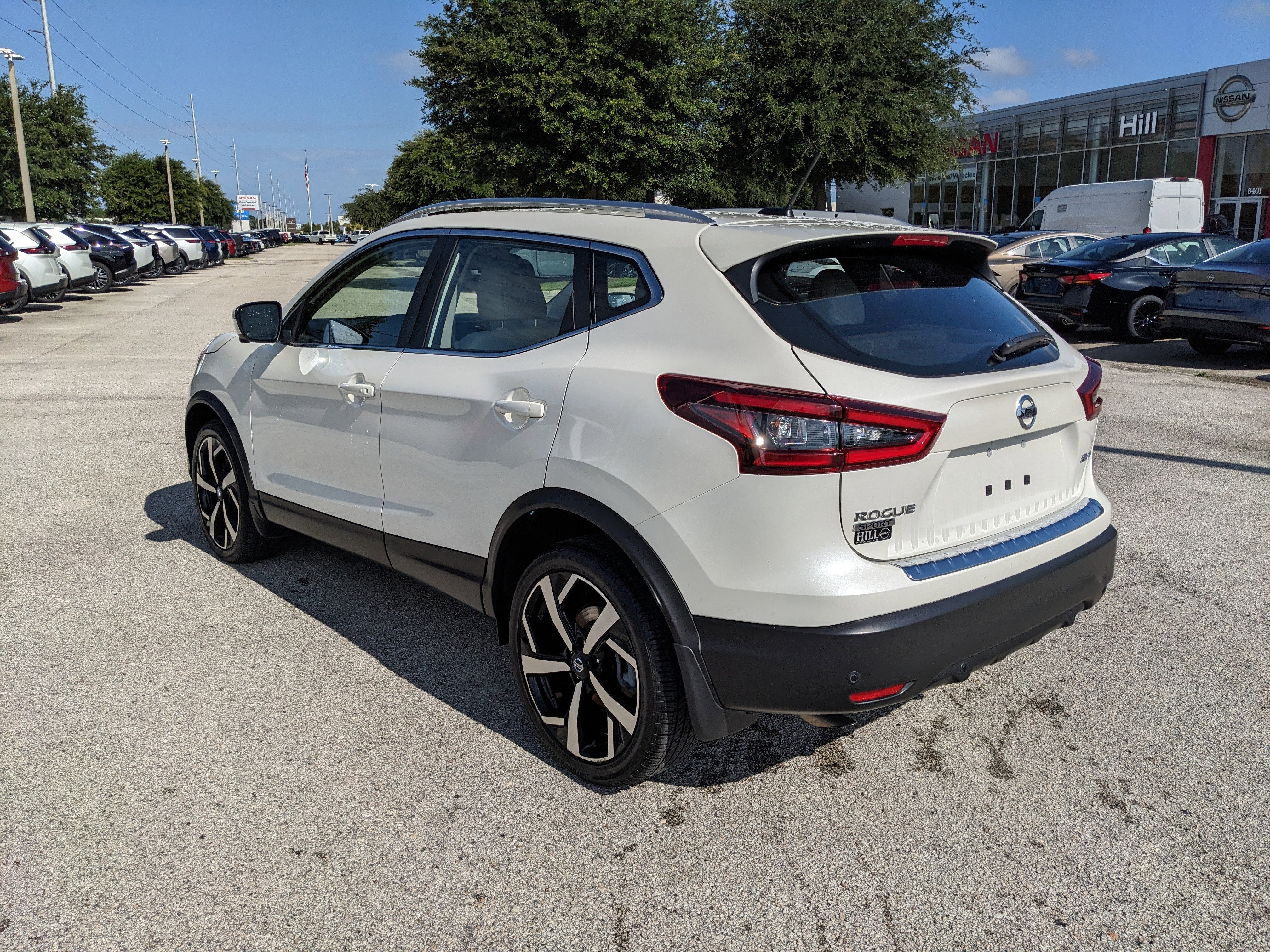 2020 Nissan Rogue Sport SL