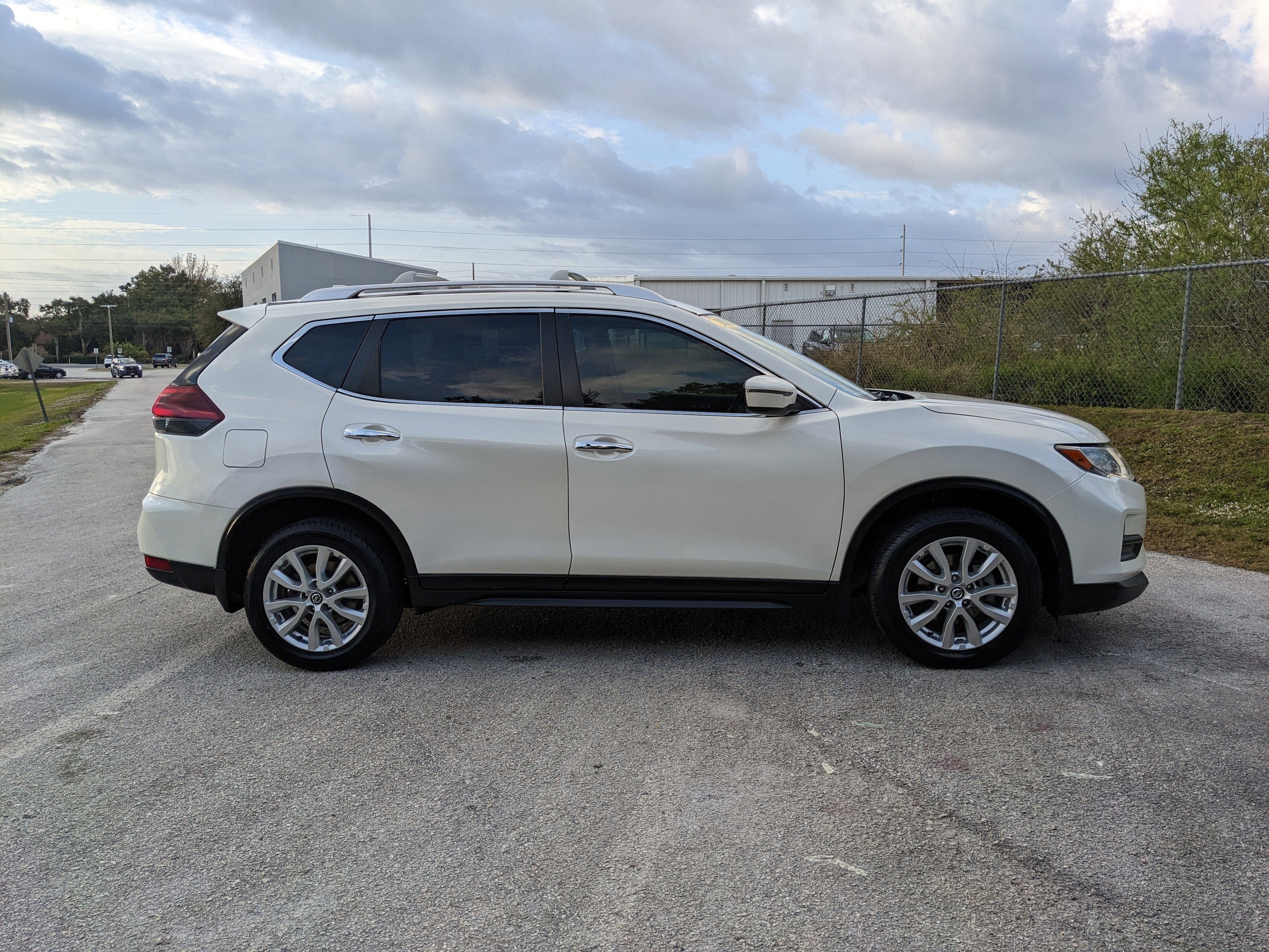 2019 Nissan Rogue SV