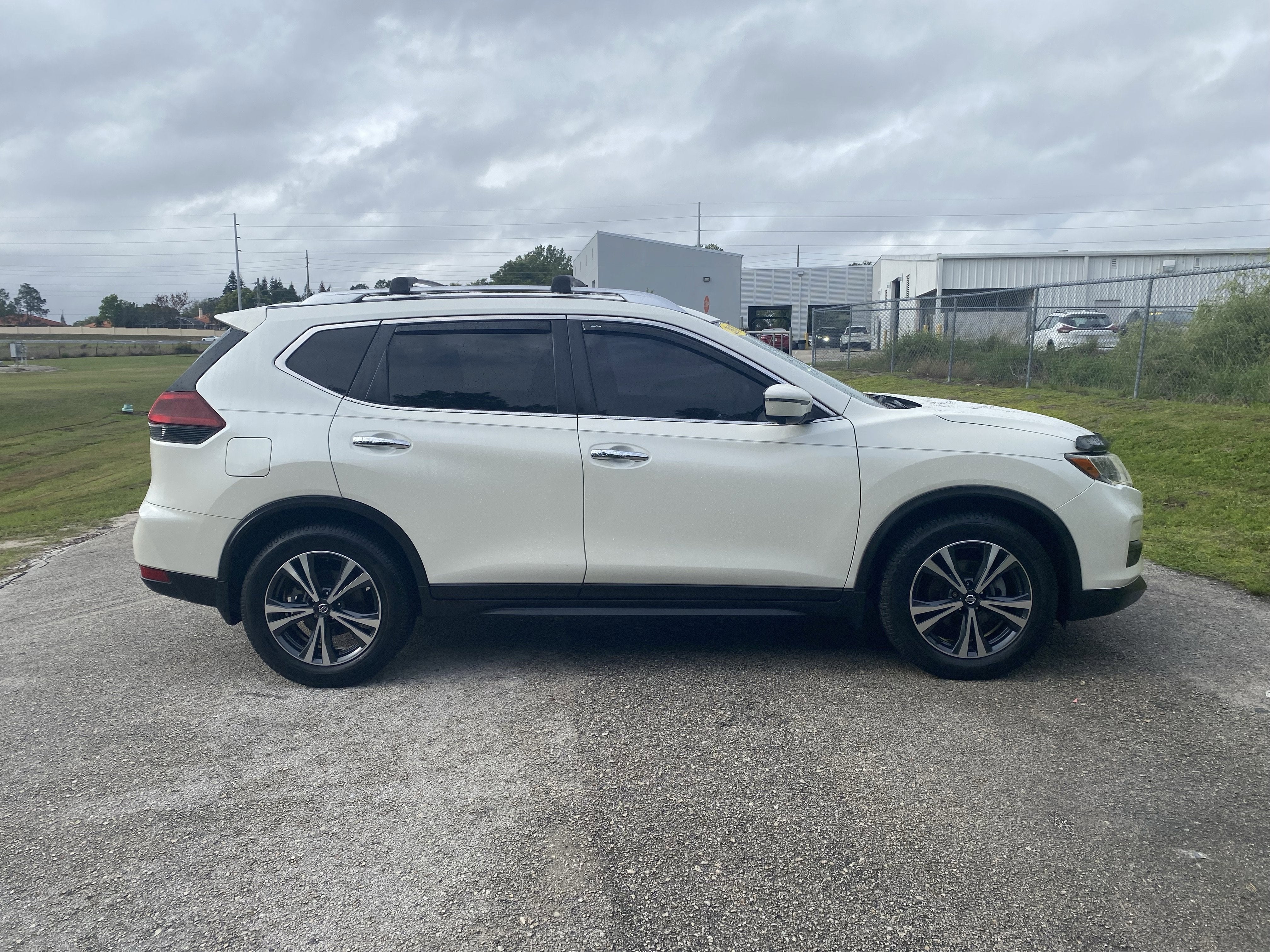 2020 Nissan Rogue SV