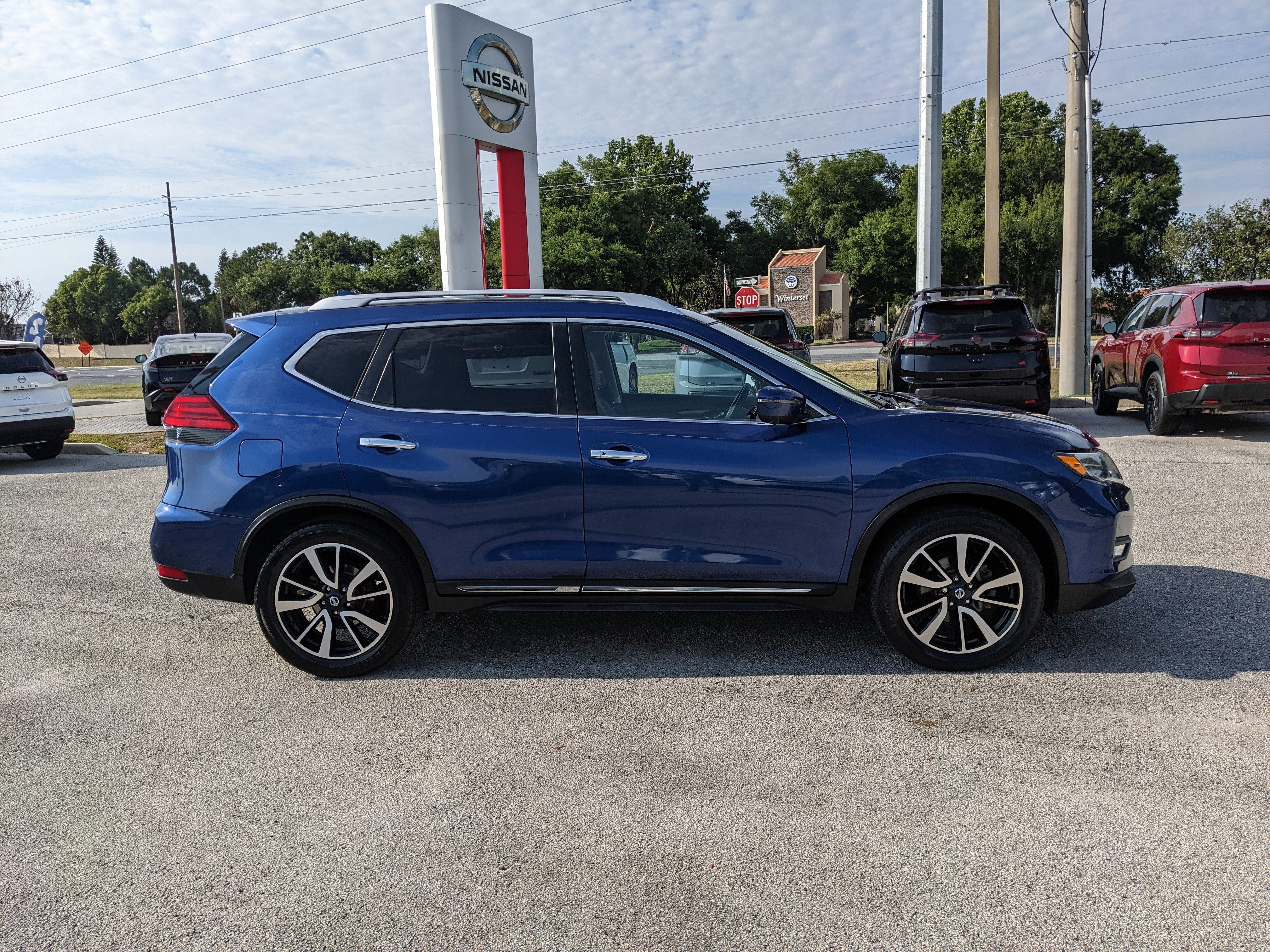2017 Nissan Rogue SL