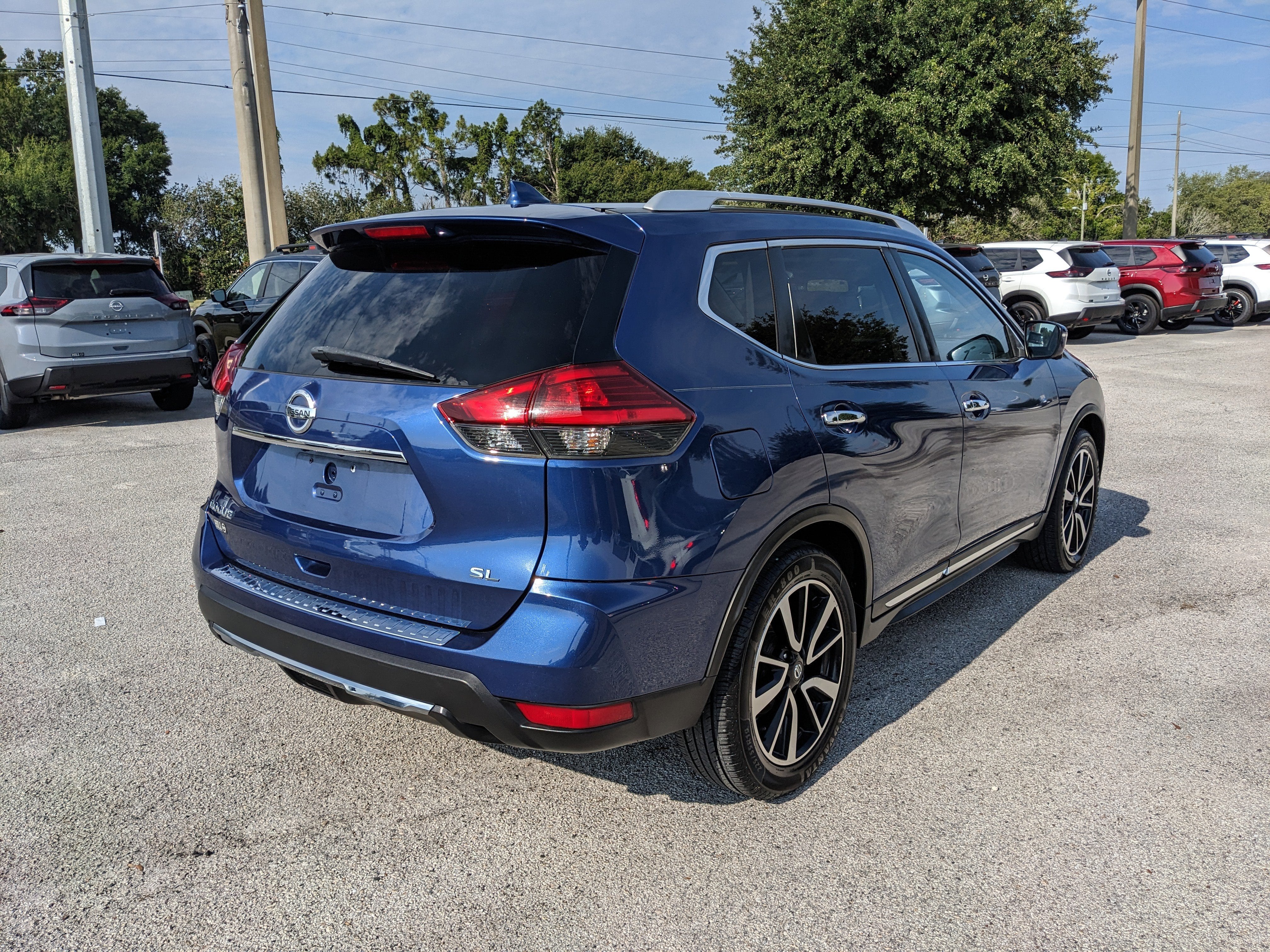 2017 Nissan Rogue SL