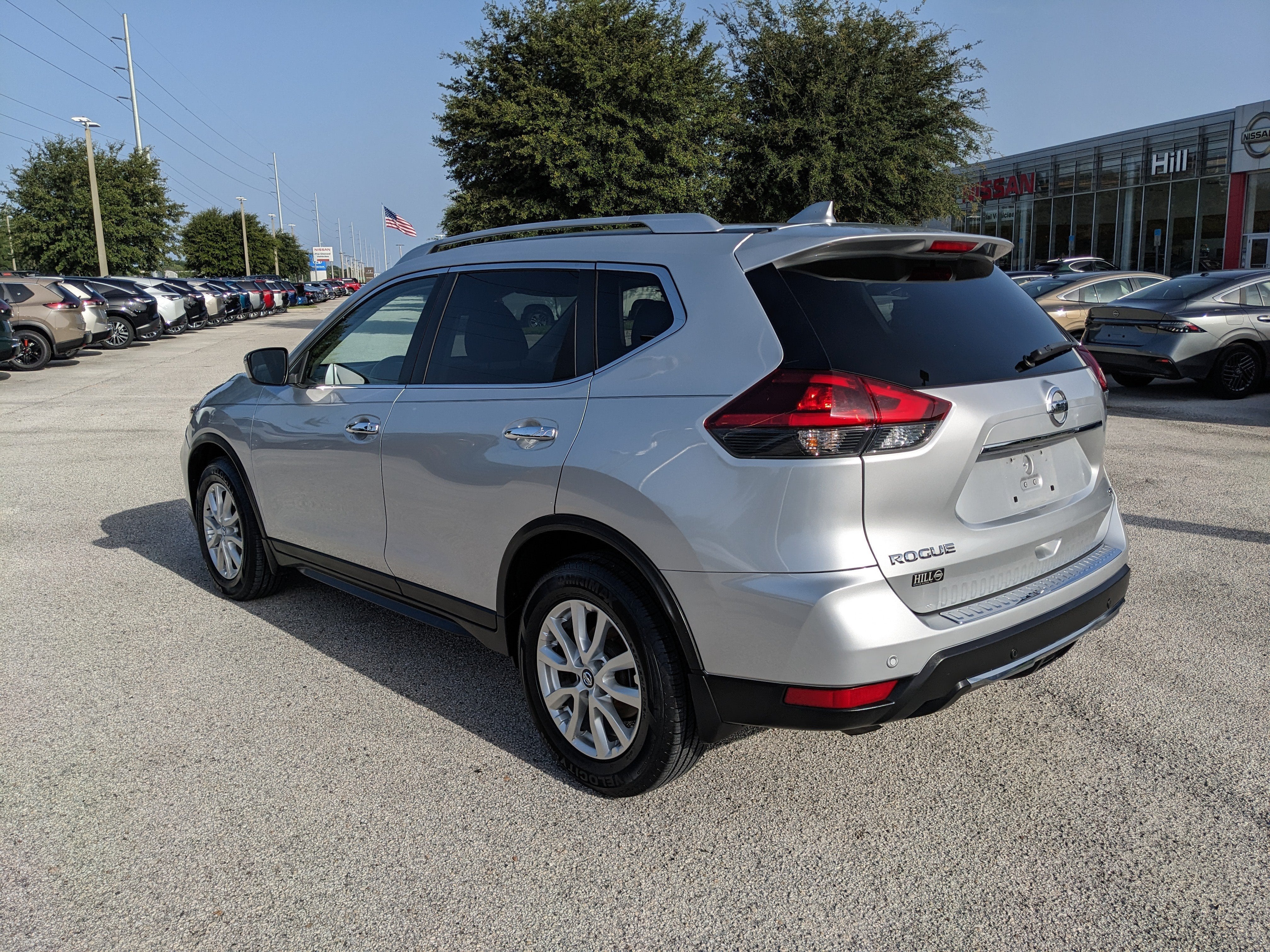 2020 Nissan Rogue SV