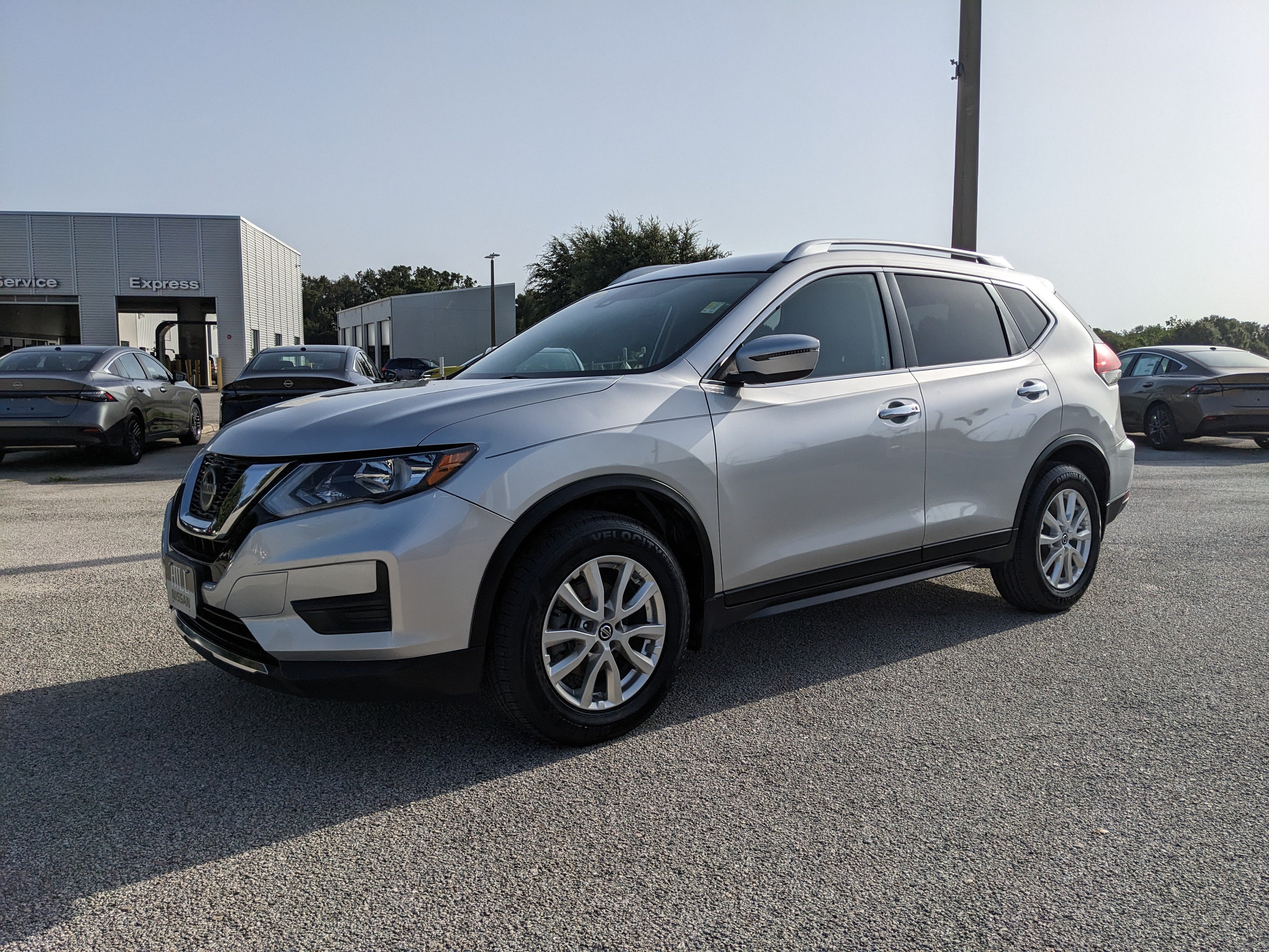 2020 Nissan Rogue SV