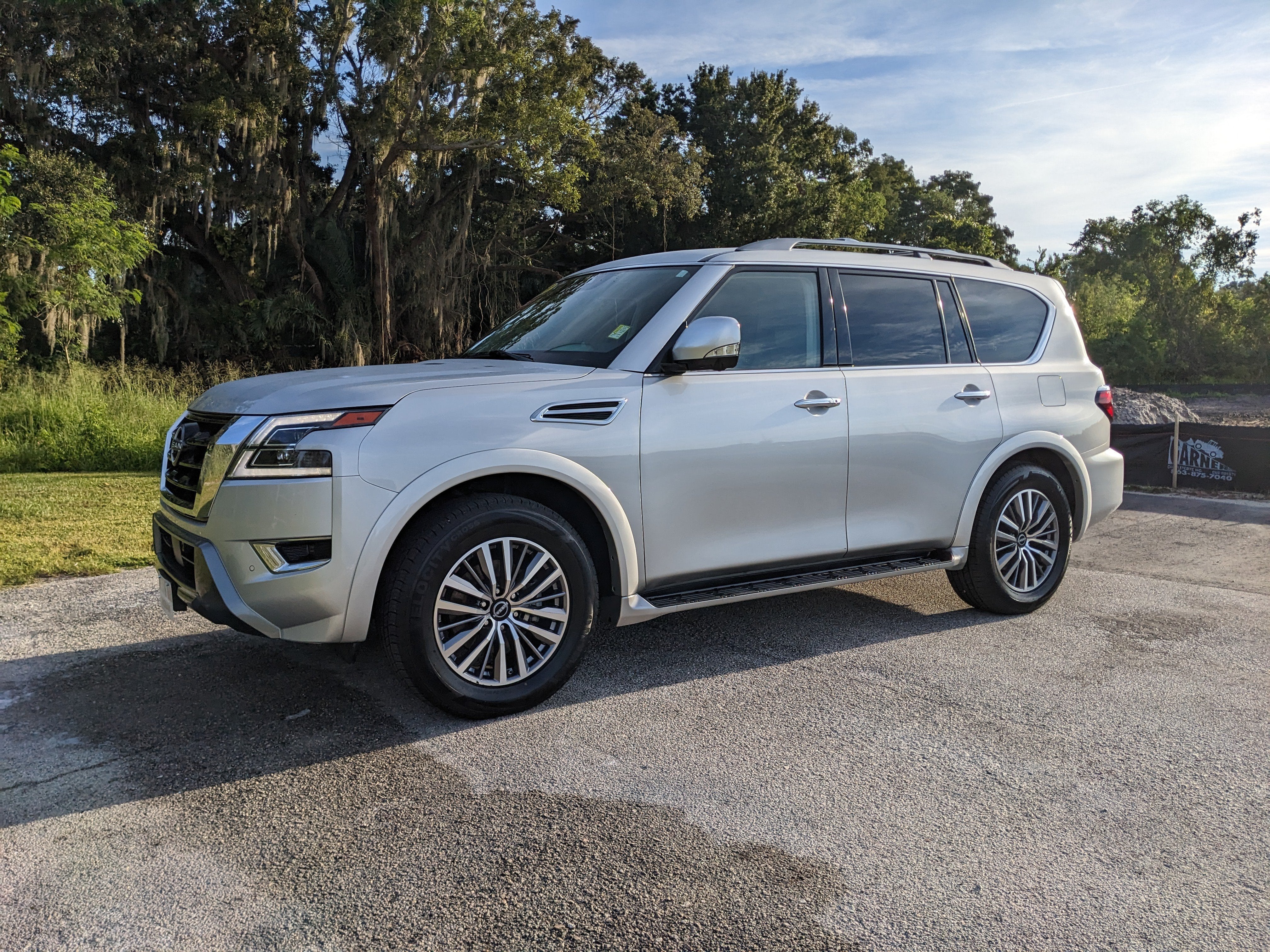 2023 Nissan Armada SL