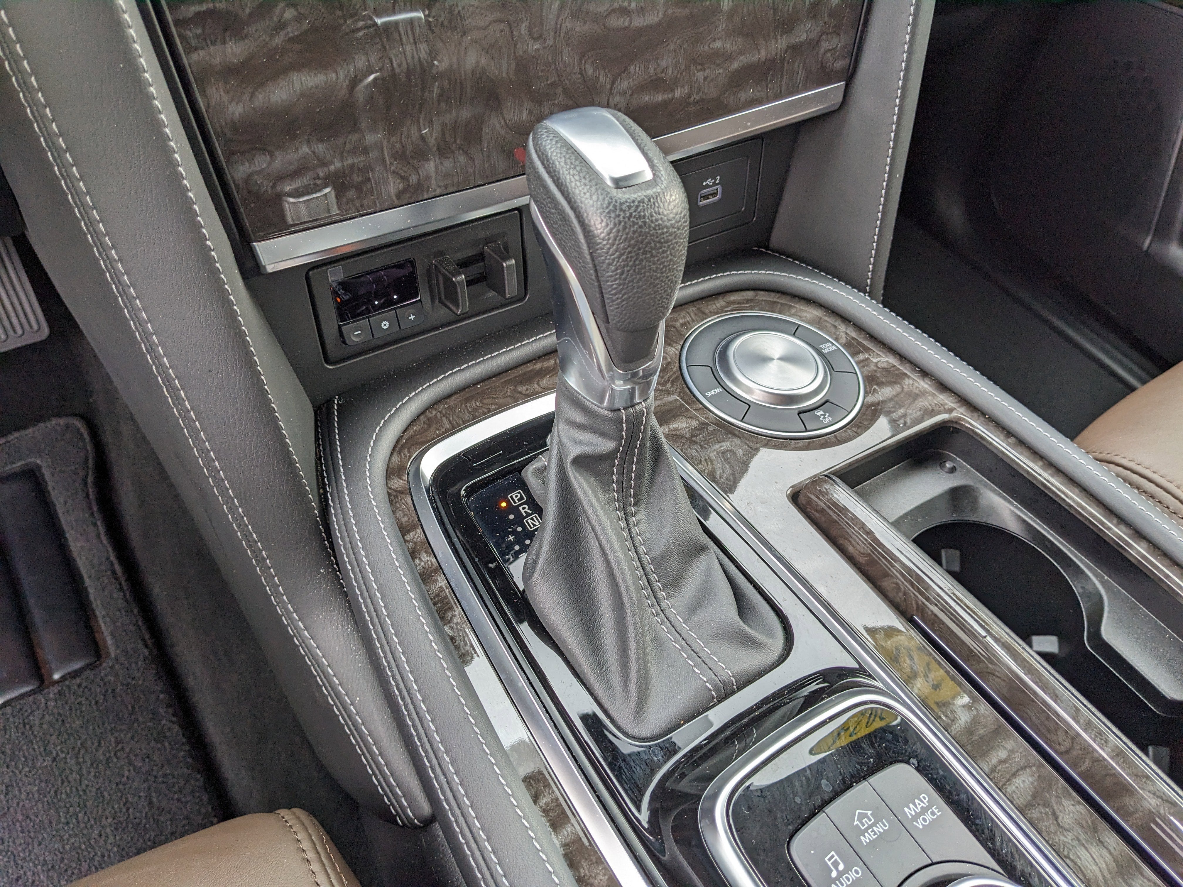 2024 Nissan Armada Platinum