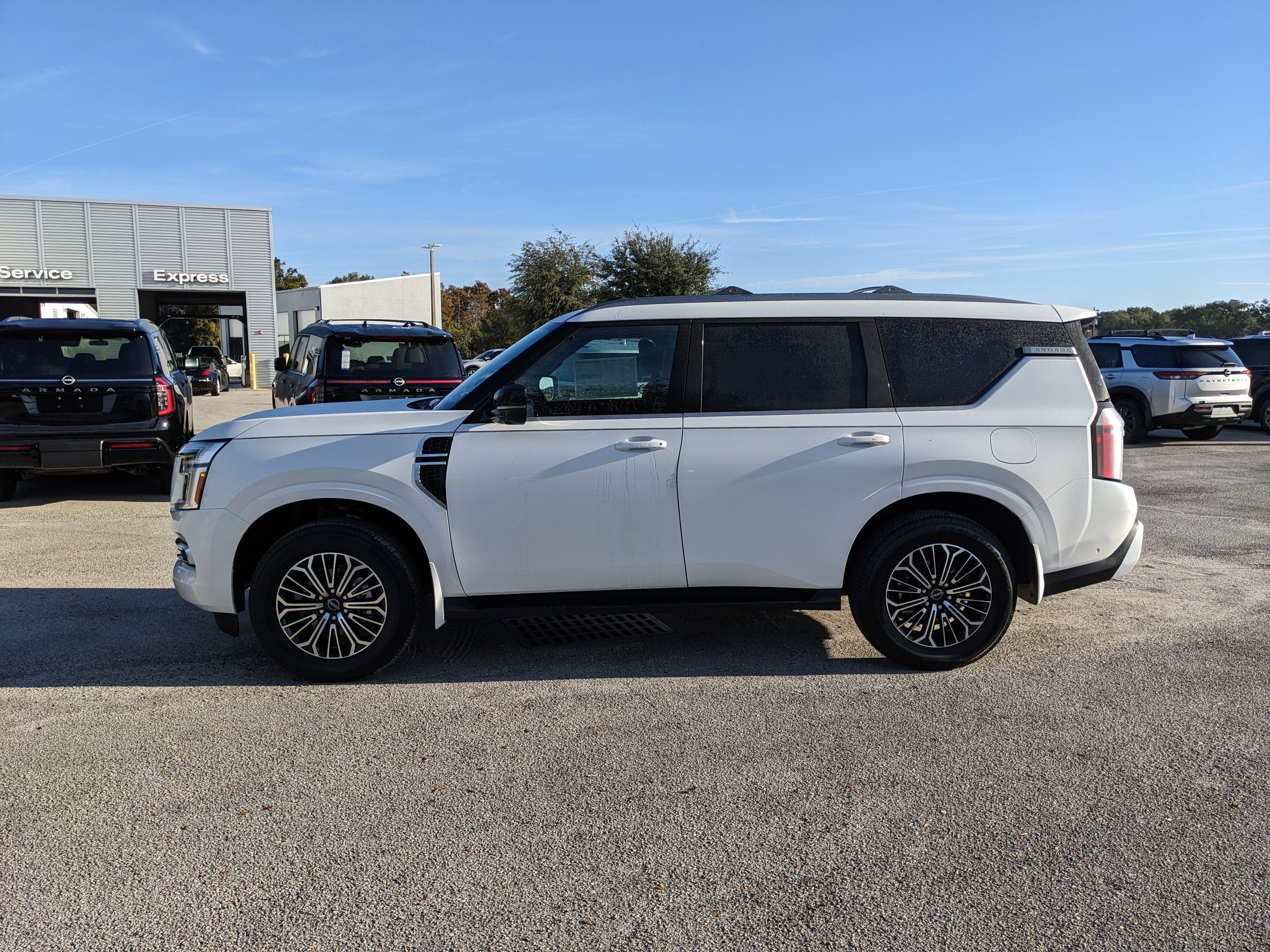 2026 Nissan Armada SL