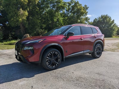 2026 Nissan Rogue Dark Armor