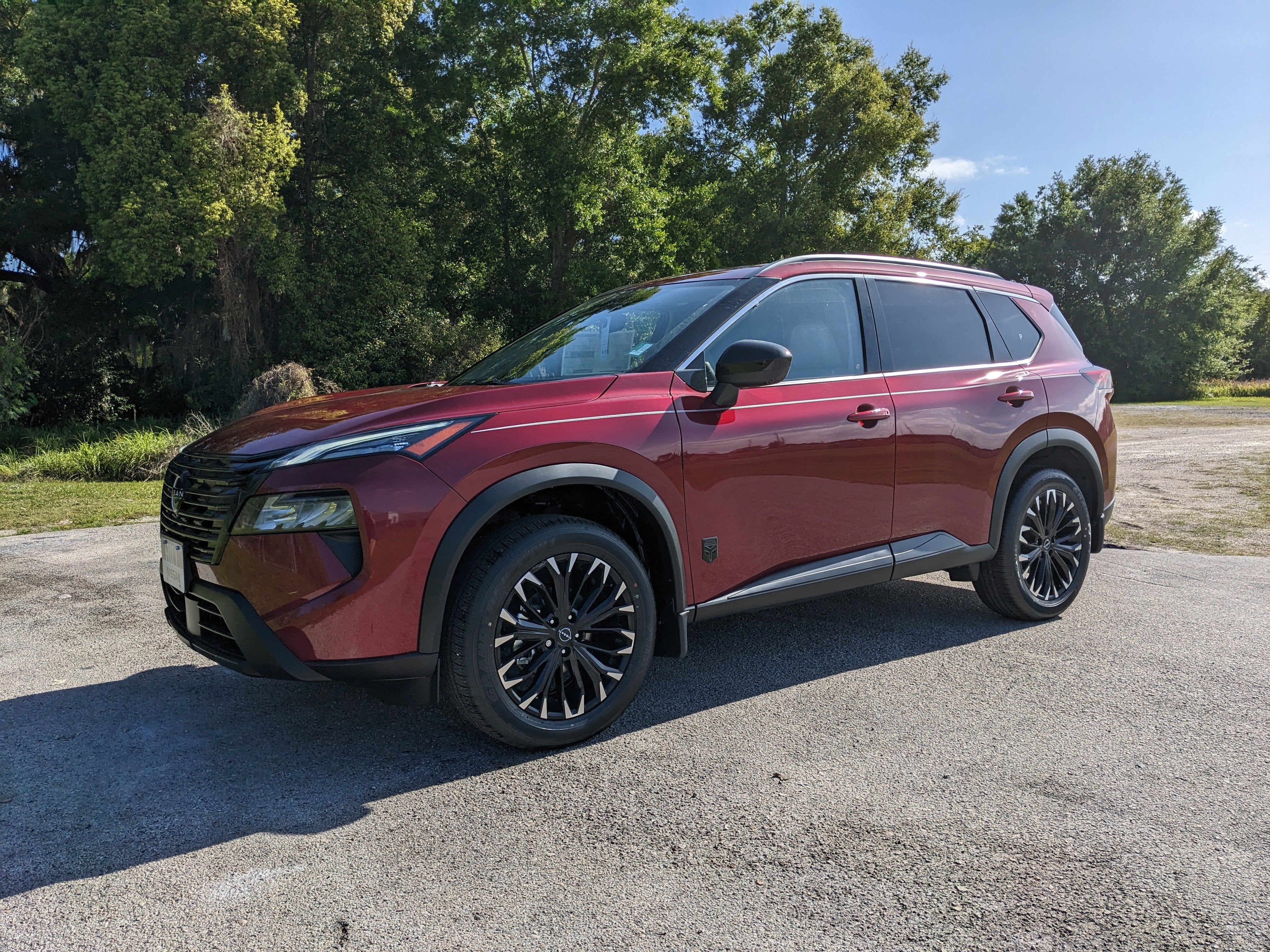 2026 Nissan Rogue Dark Armor