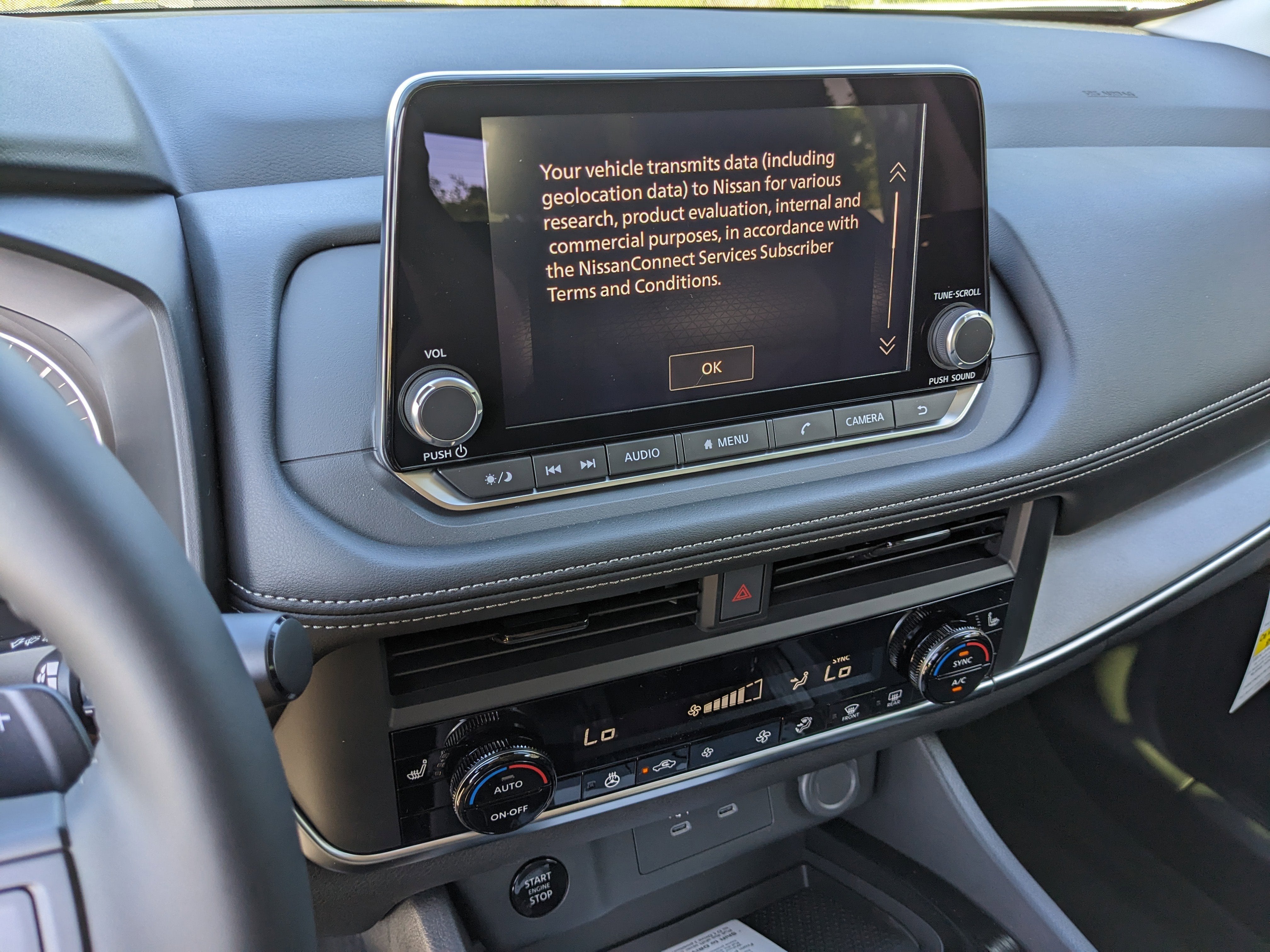 2026 Nissan Rogue Dark Armor