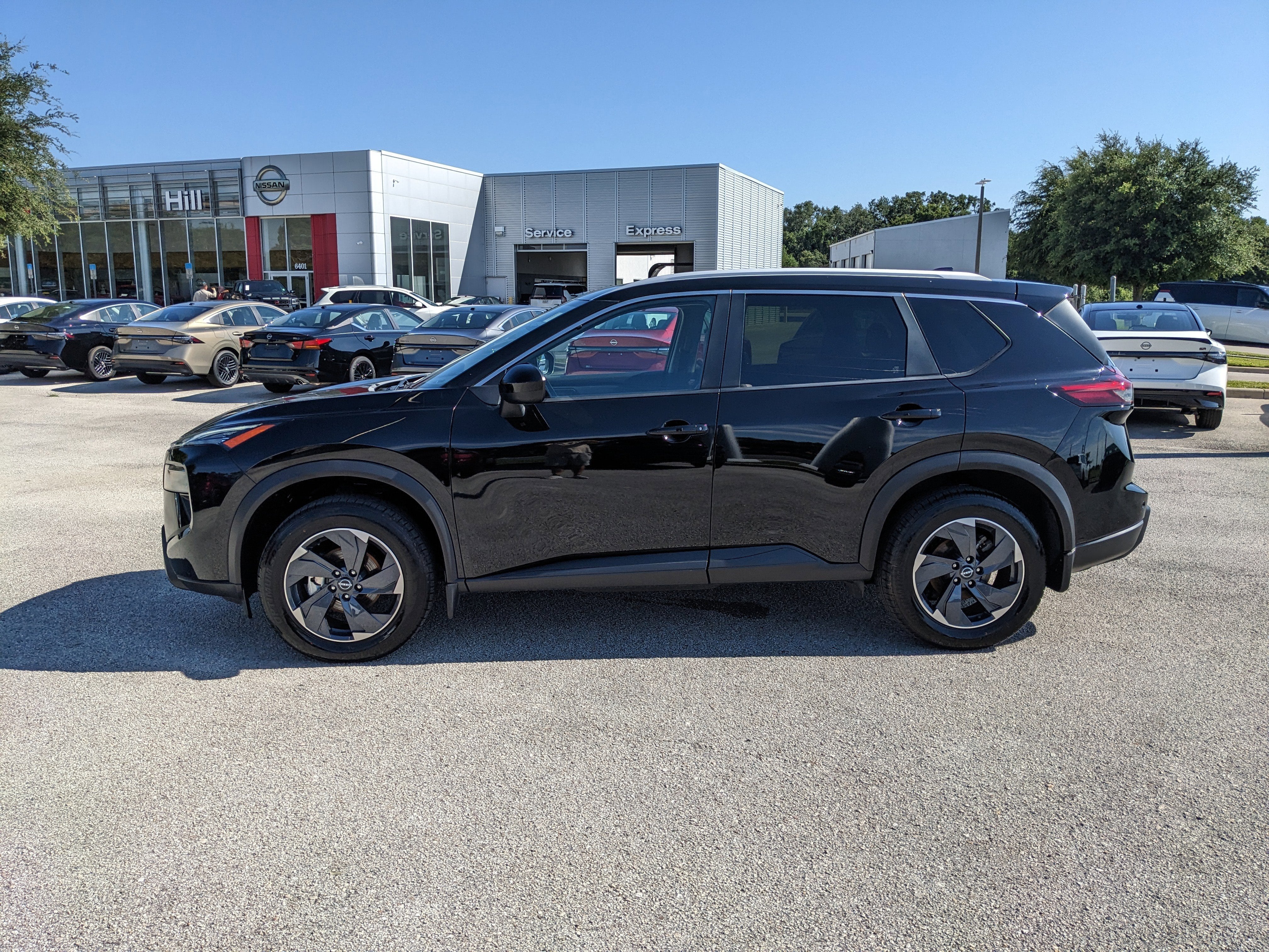2024 Nissan Rogue SV