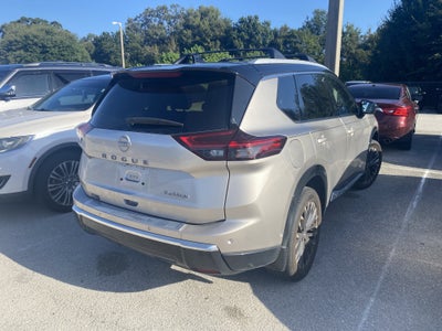 2025 Nissan Rogue Platinum