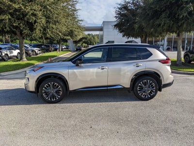 2025 Nissan Rogue Platinum