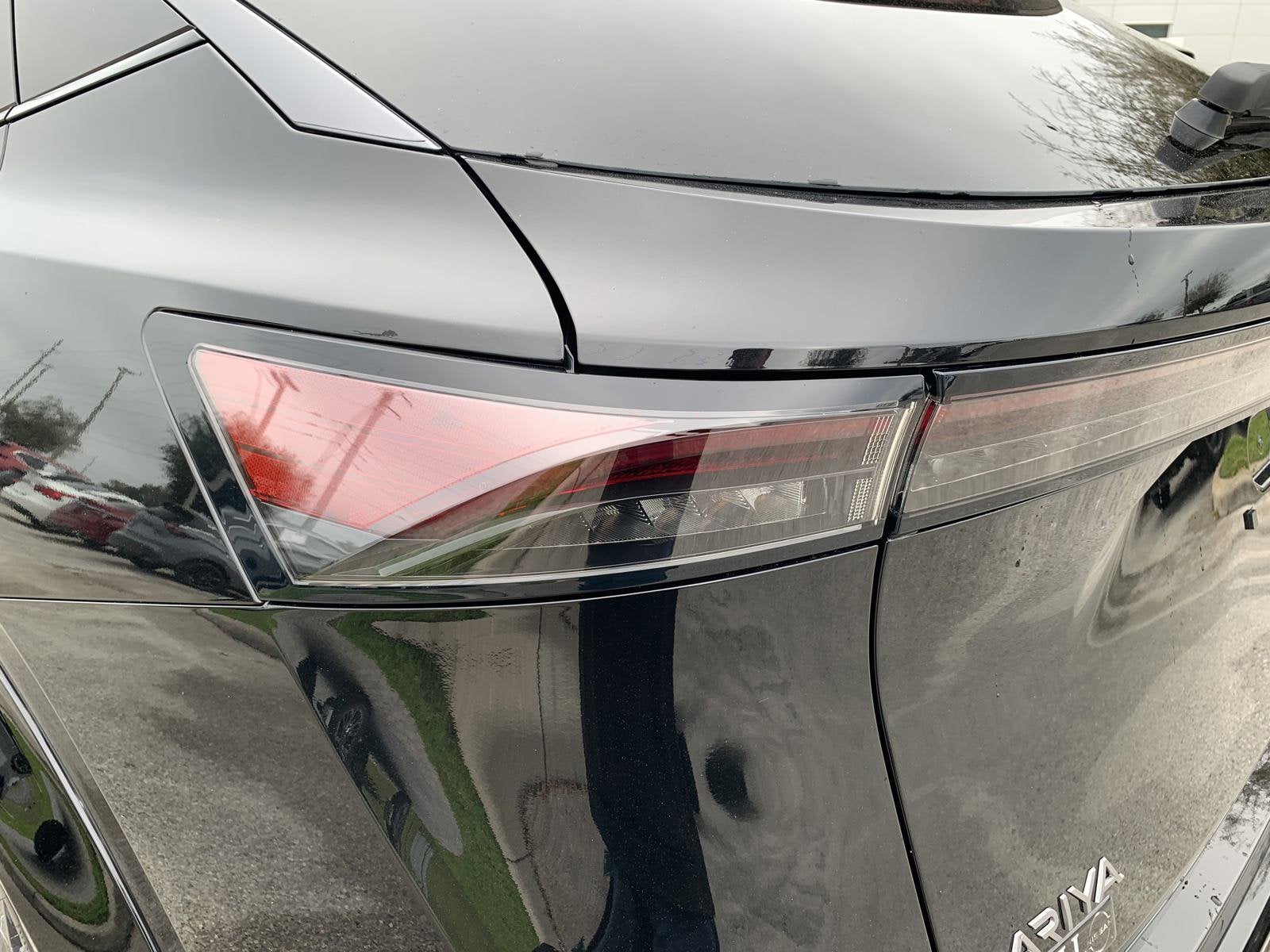 2025 Nissan ARIYA PLATINUM+