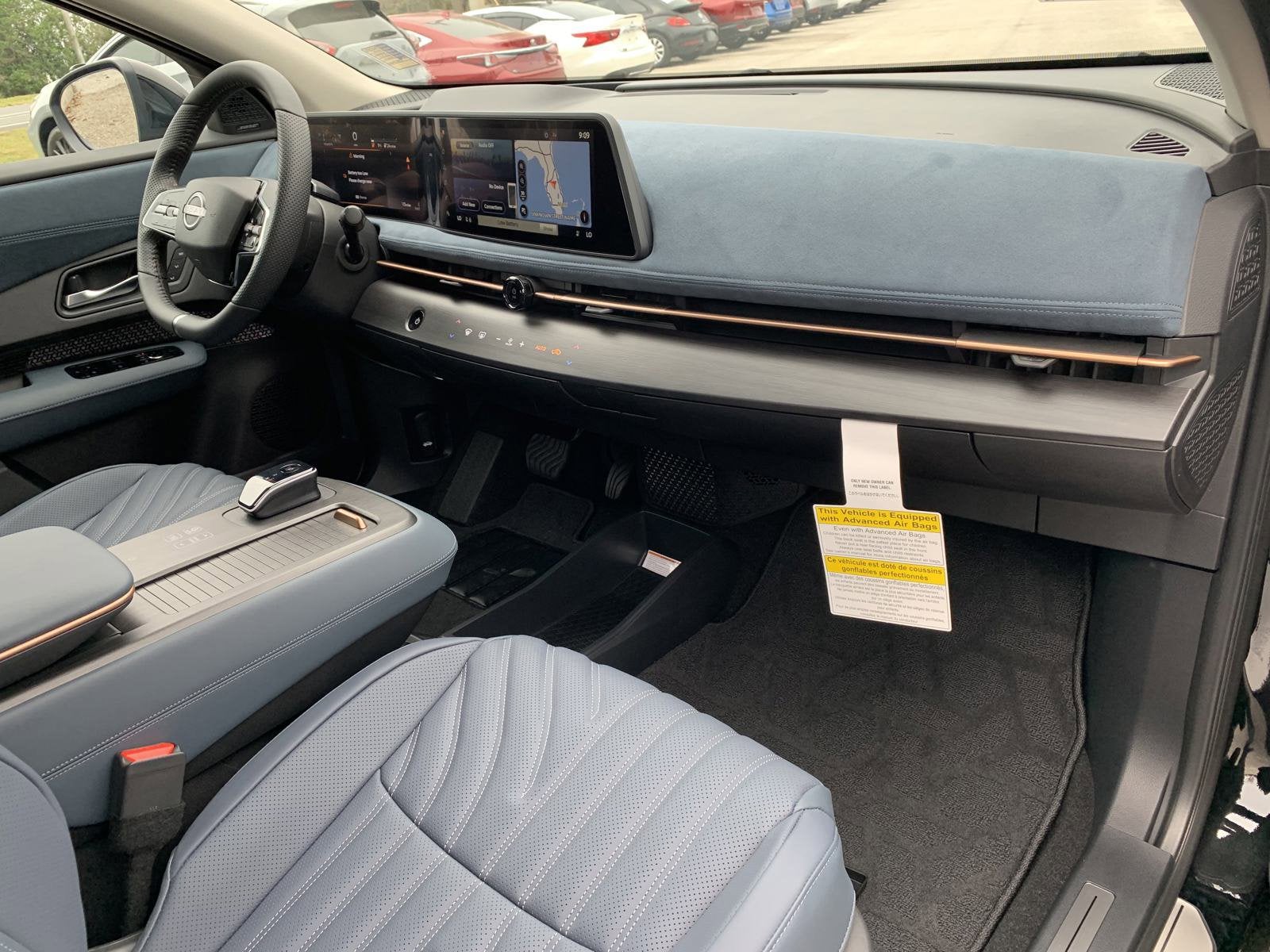 2025 Nissan ARIYA PLATINUM+