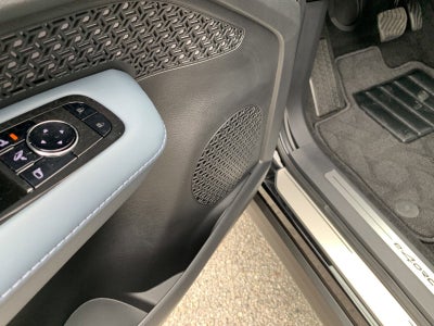 2025 Nissan ARIYA PLATINUM+