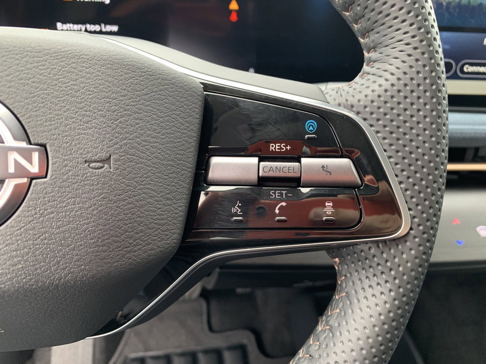 2025 Nissan ARIYA PLATINUM+