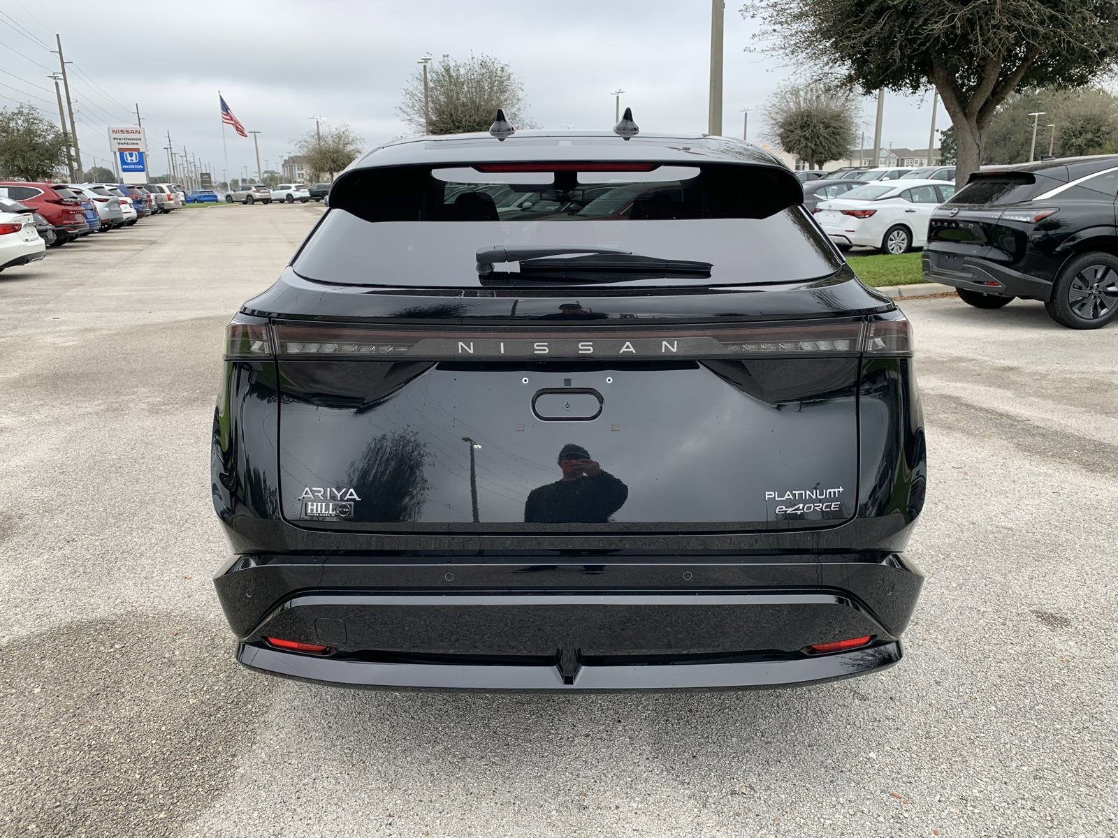 2025 Nissan ARIYA PLATINUM+