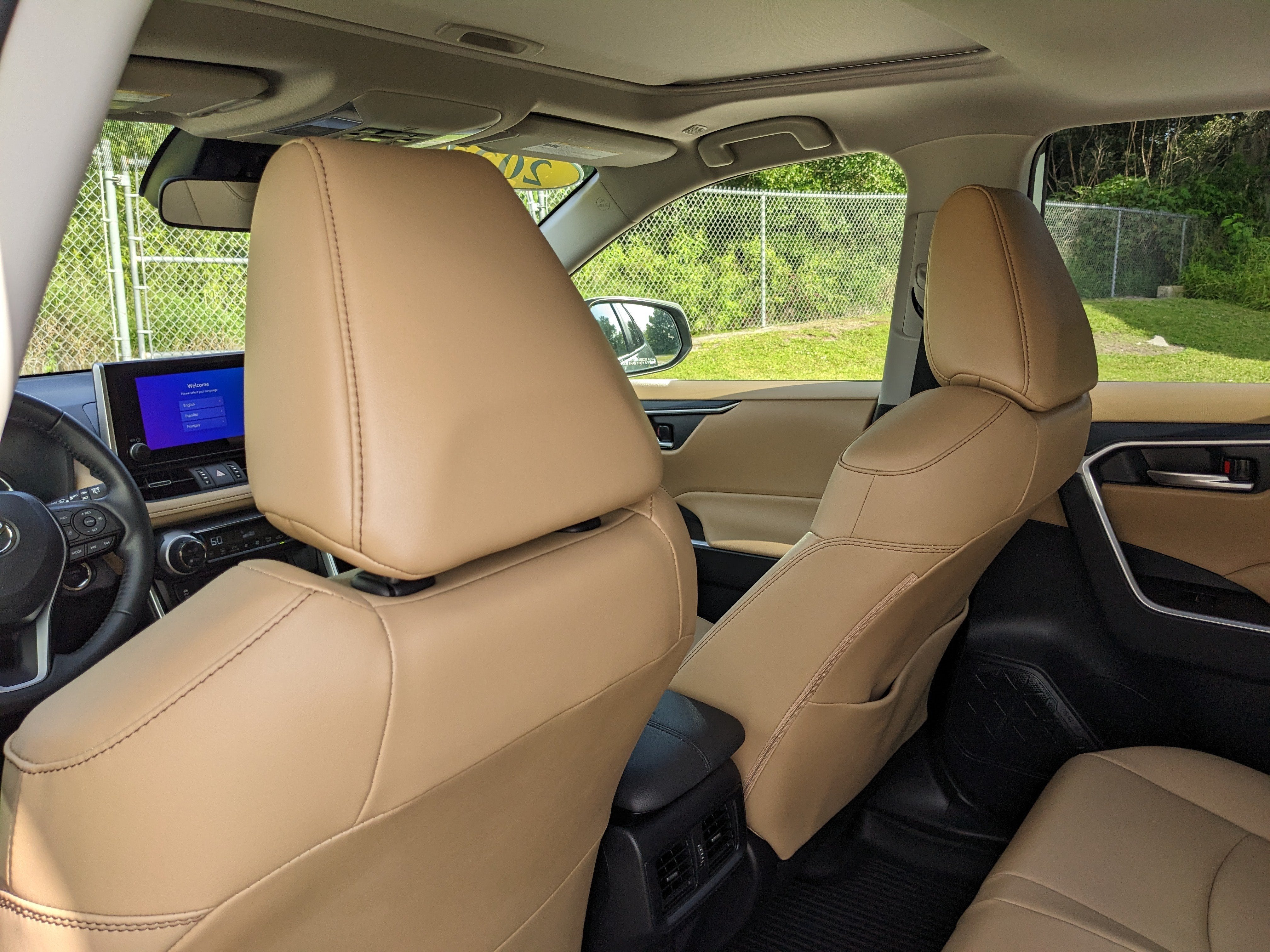 2023 Toyota RAV4 Hybrid XLE Premium
