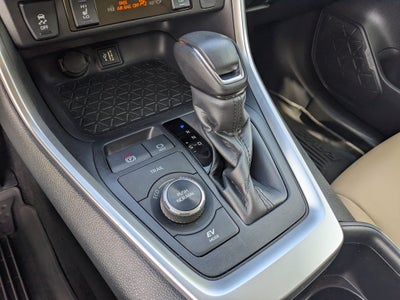2023 Toyota RAV4 Hybrid XLE Premium