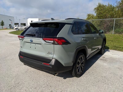 2023 Toyota RAV4 Hybrid XLE Premium