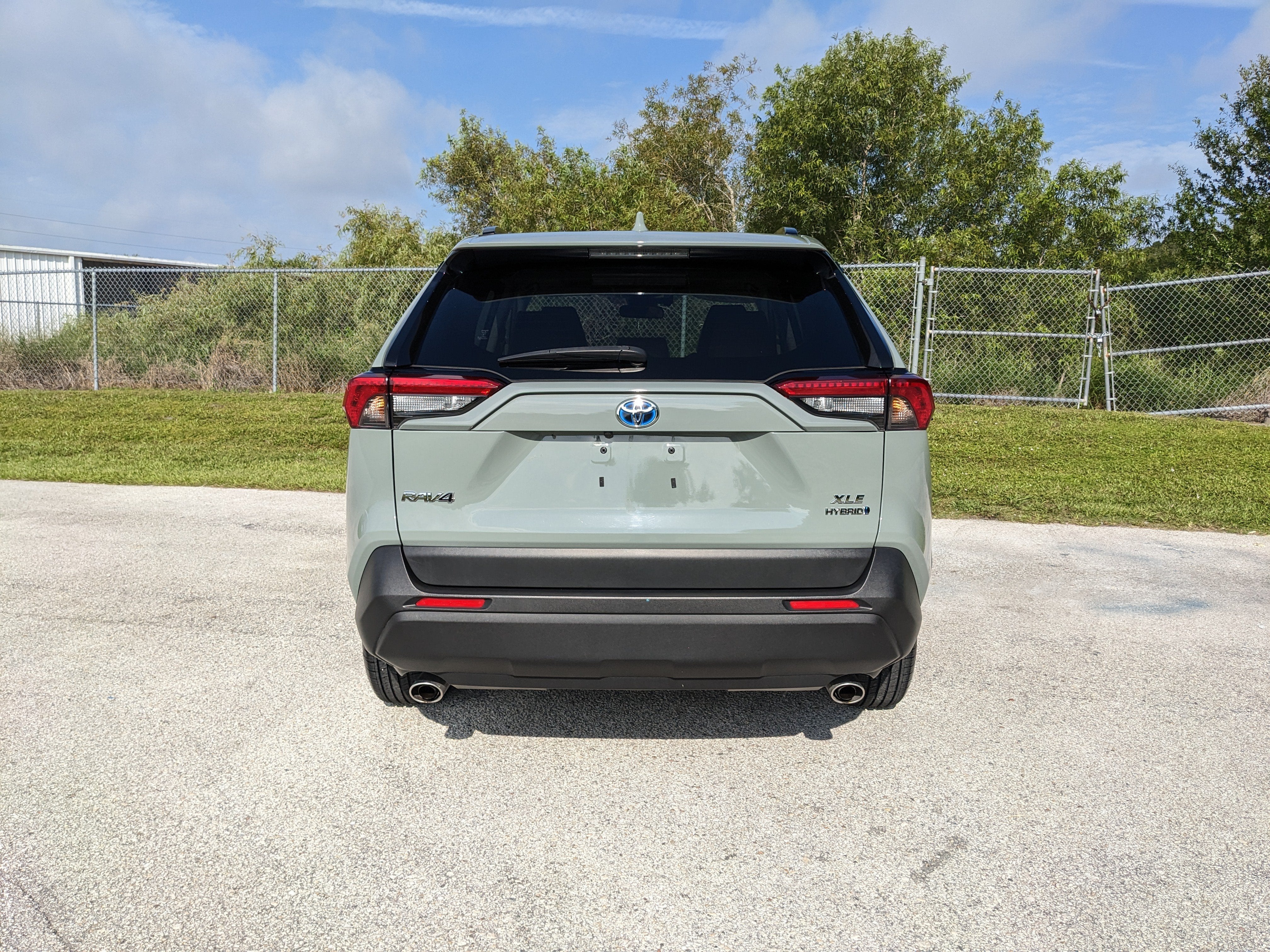 2023 Toyota RAV4 Hybrid XLE Premium
