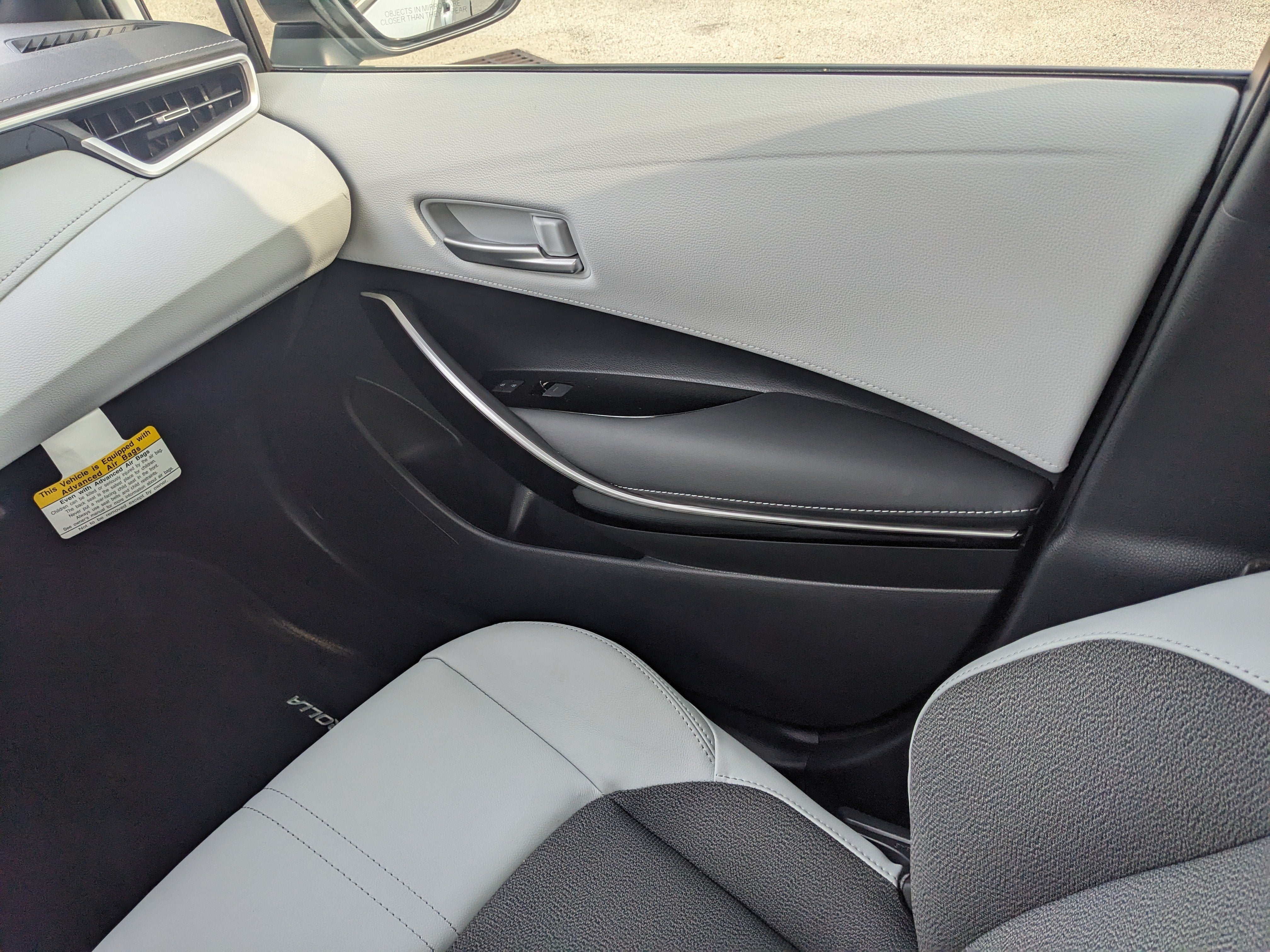 2025 Toyota Corolla Hatchback XSE