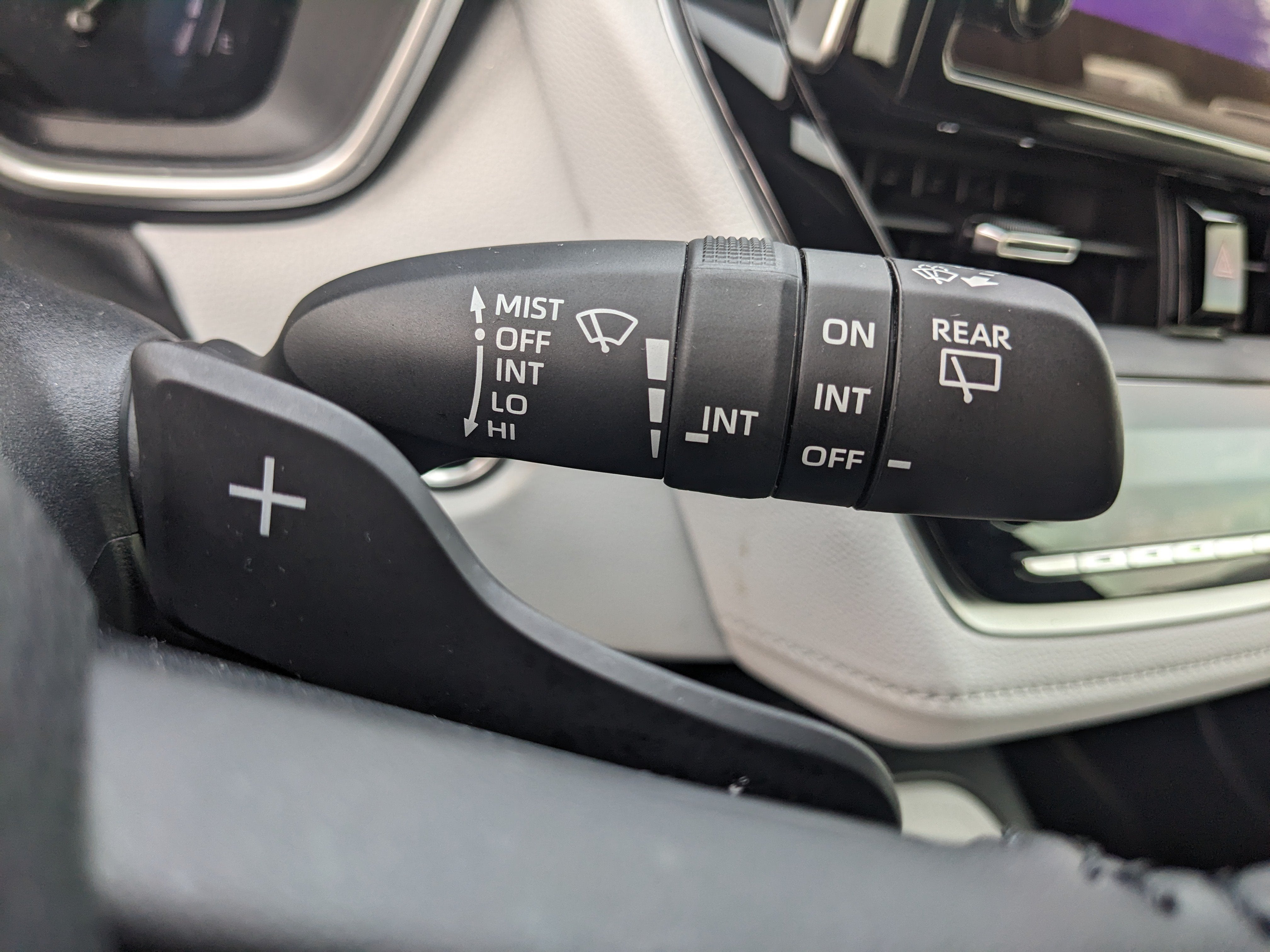 2025 Toyota Corolla Hatchback XSE