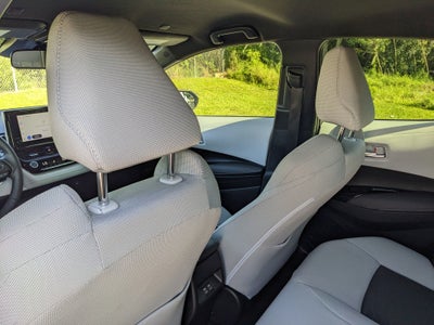 2025 Toyota Corolla Hatchback SE