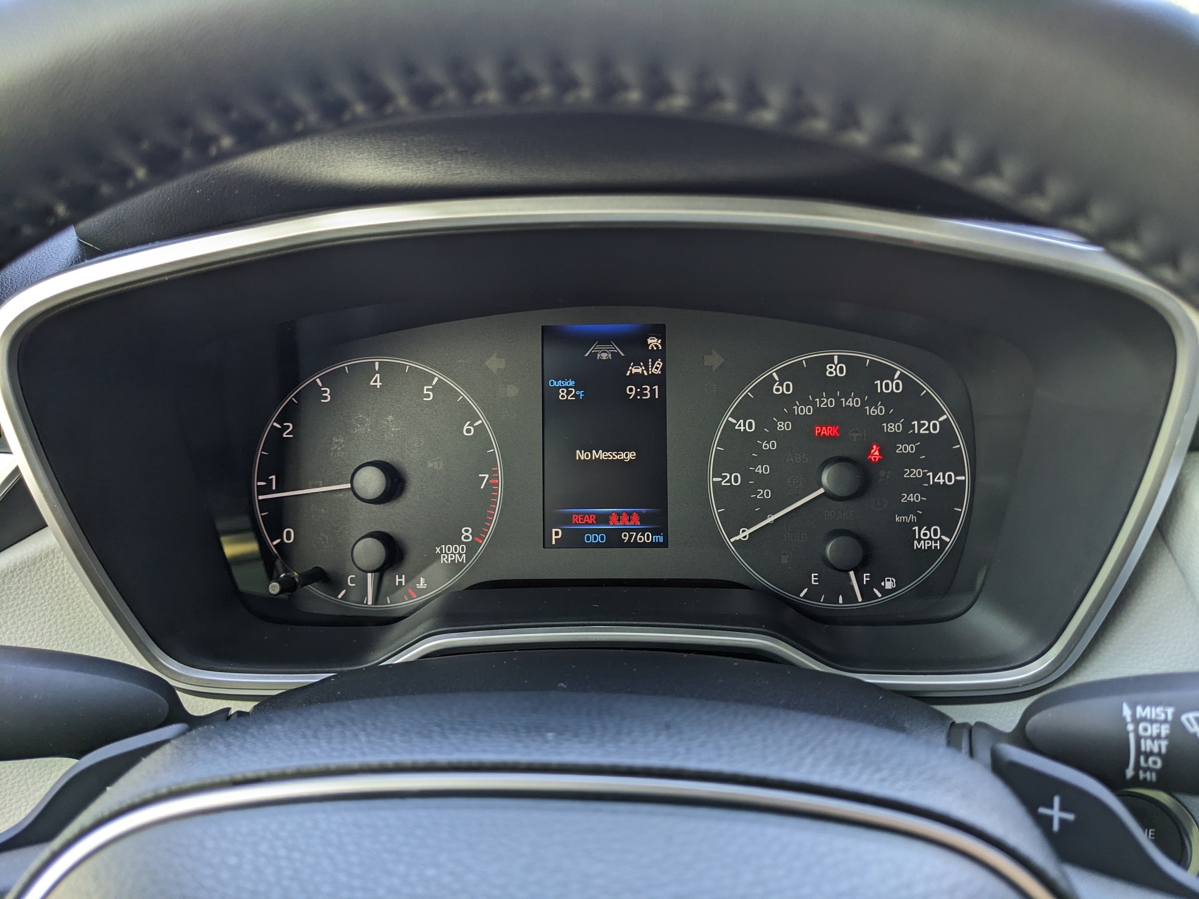 2025 Toyota Corolla Hatchback SE
