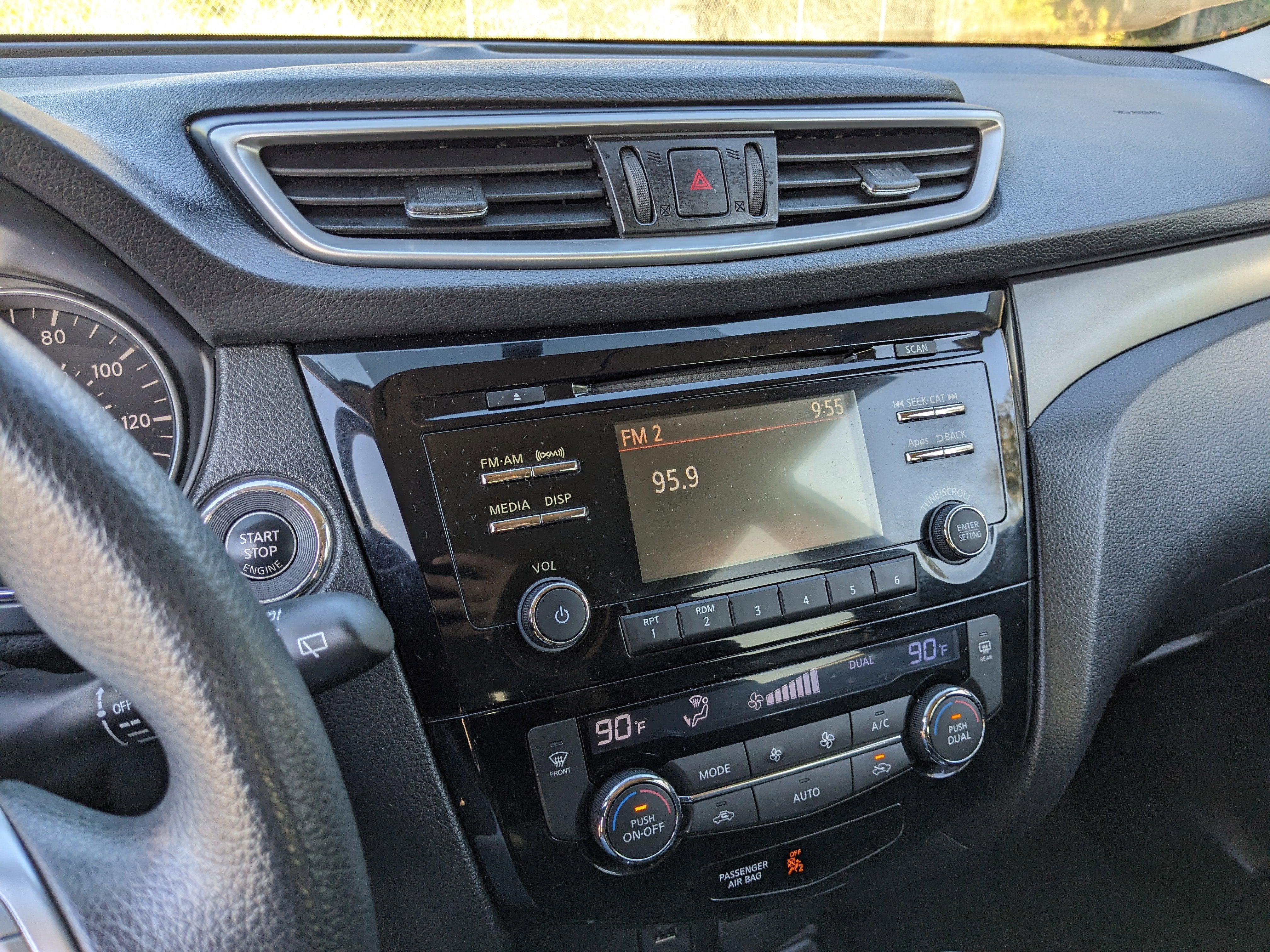 2016 Nissan Rogue SV