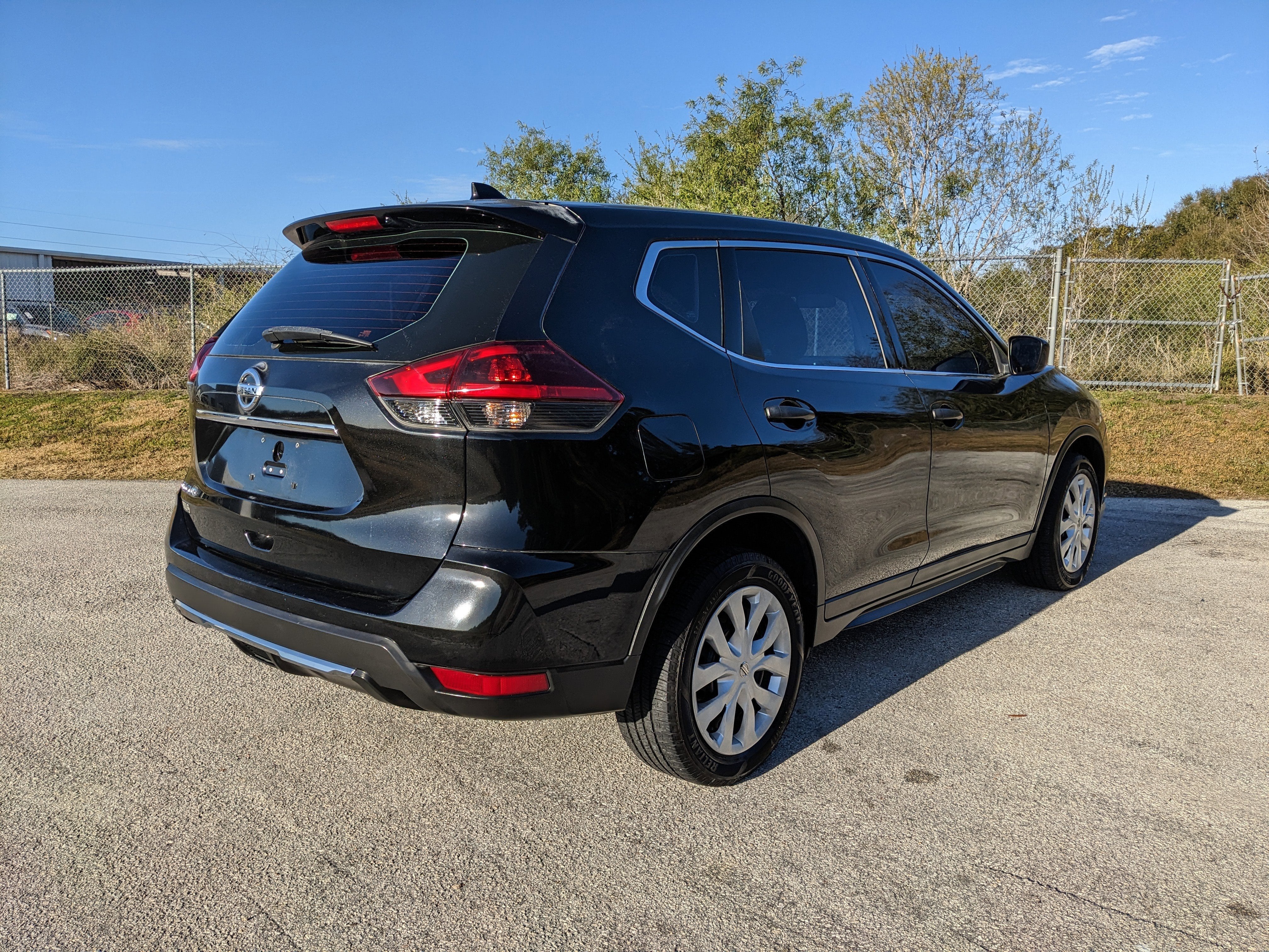 2019 Nissan Rogue S