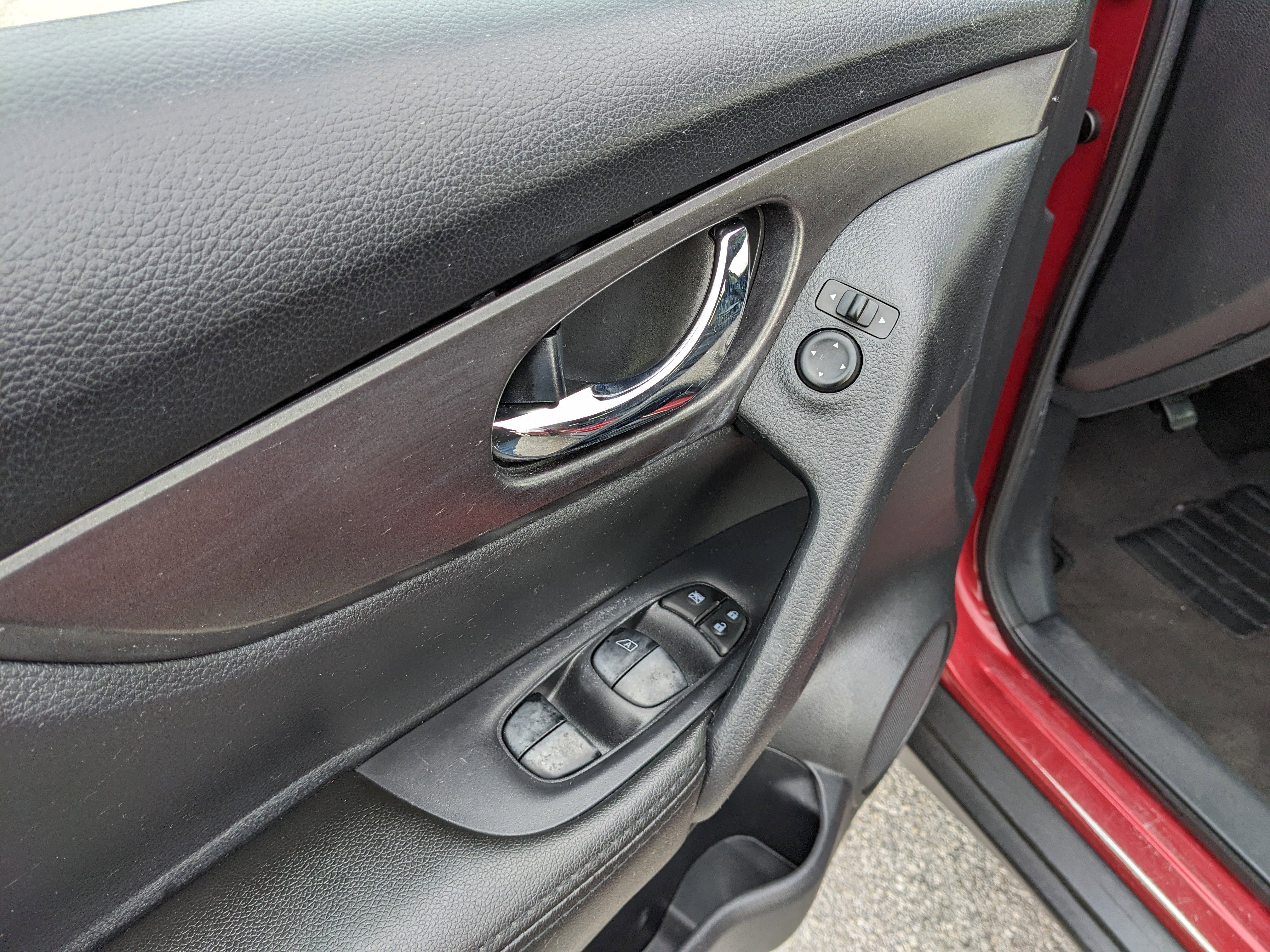 2015 Nissan Rogue SV