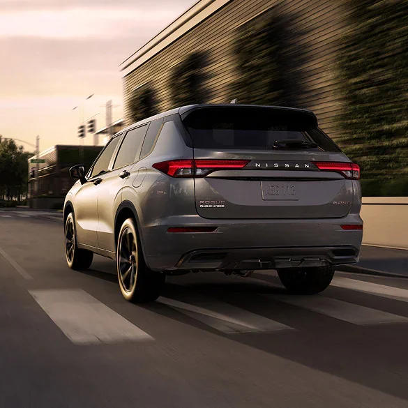 Hill Nissan in Winter Haven FL