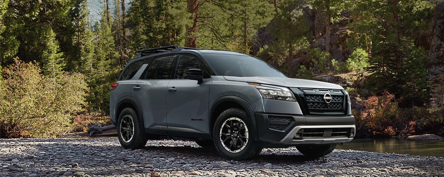 NISSAN Pathfinder Hill Nissan in Winter Haven FL