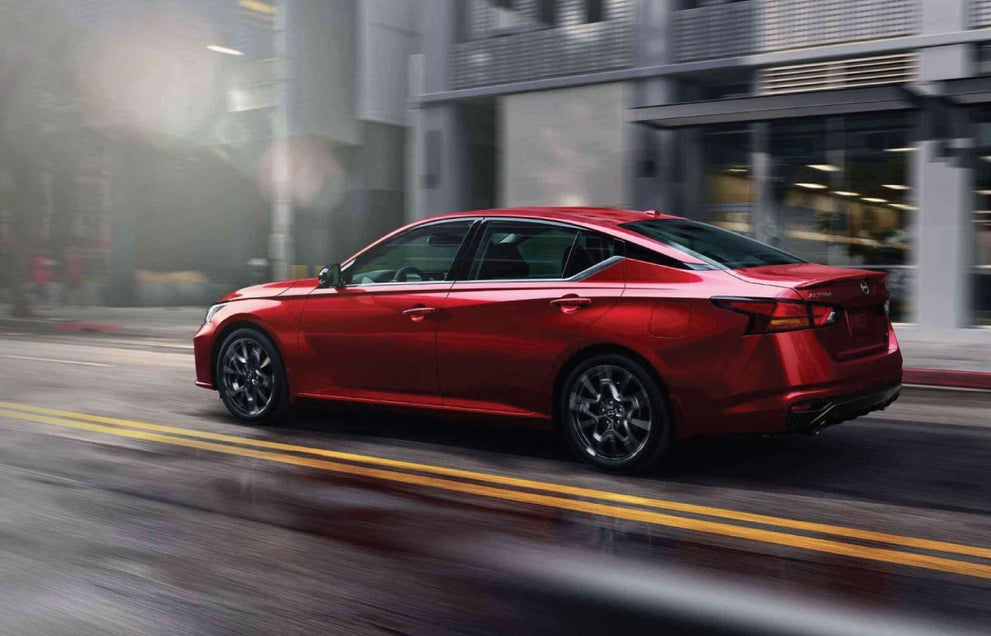 Hill Nissan in Winter Haven FL